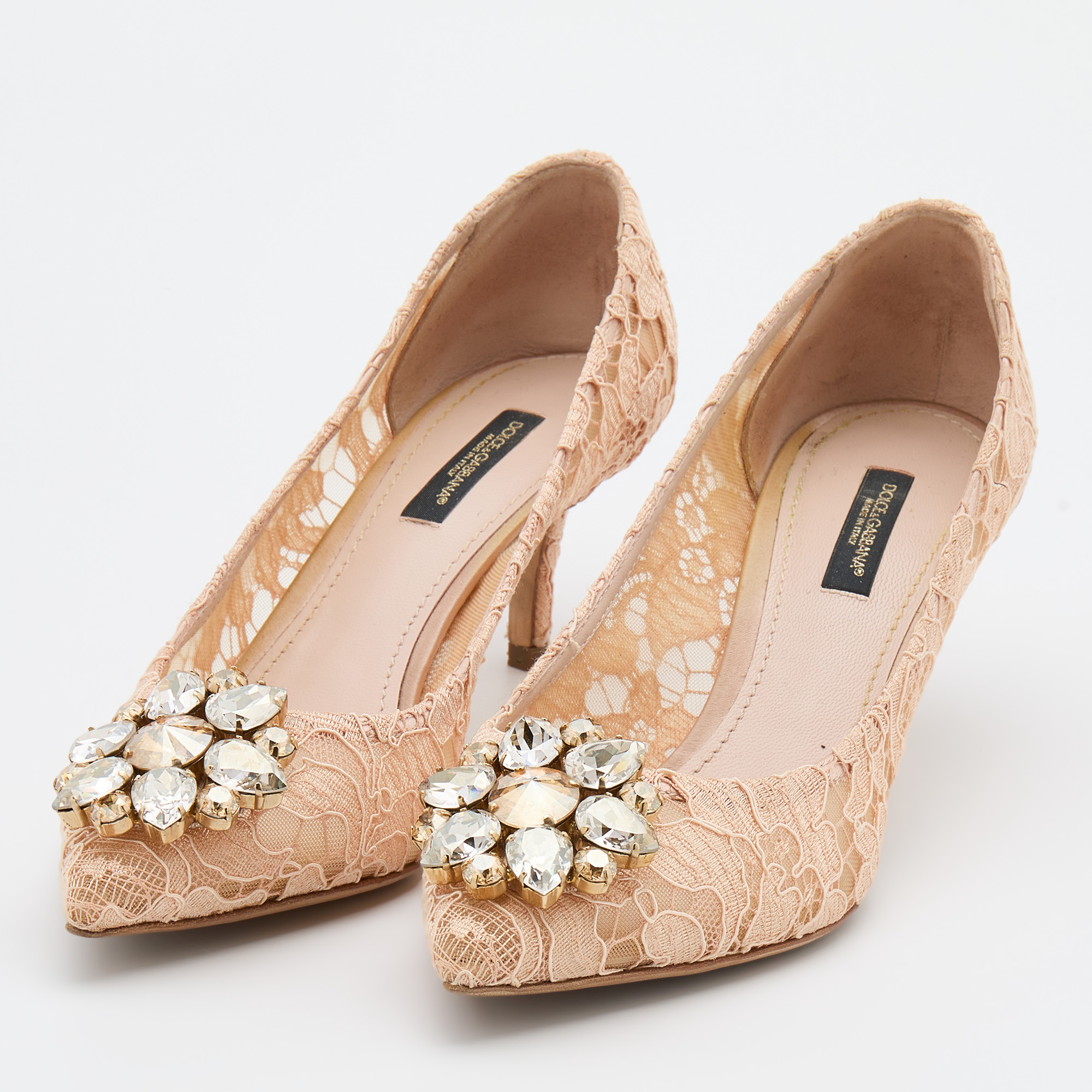 

Dolce & Gabbana Beige Lace Bellucci Embellished Pumps Size