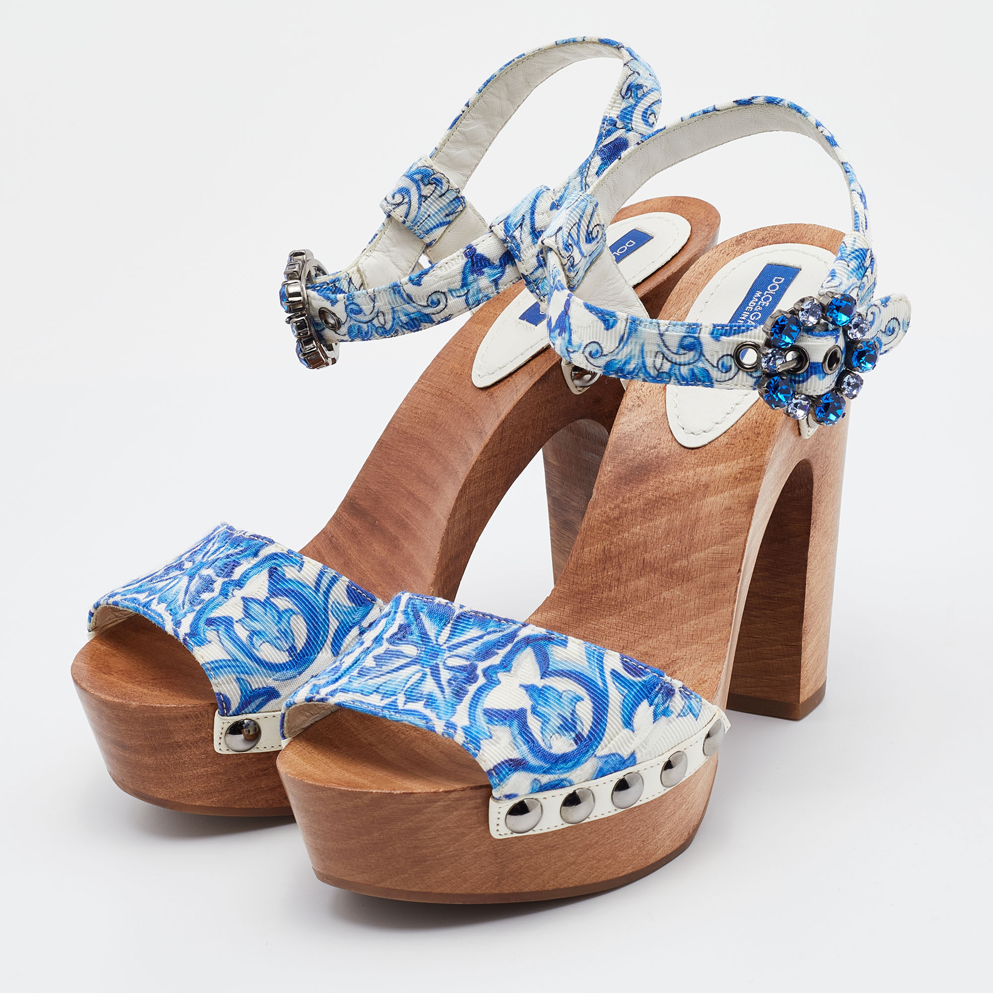 

Dolce & Gabbana Blue/White Floral Print Jacquard Platform Ankle Strap Sandals Size