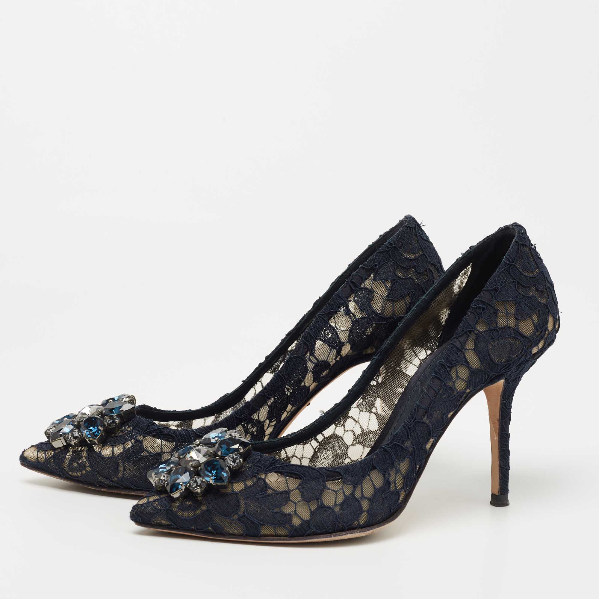 

Dolce & Gabbana Navy Blue Lace Bellucci Pumps Size