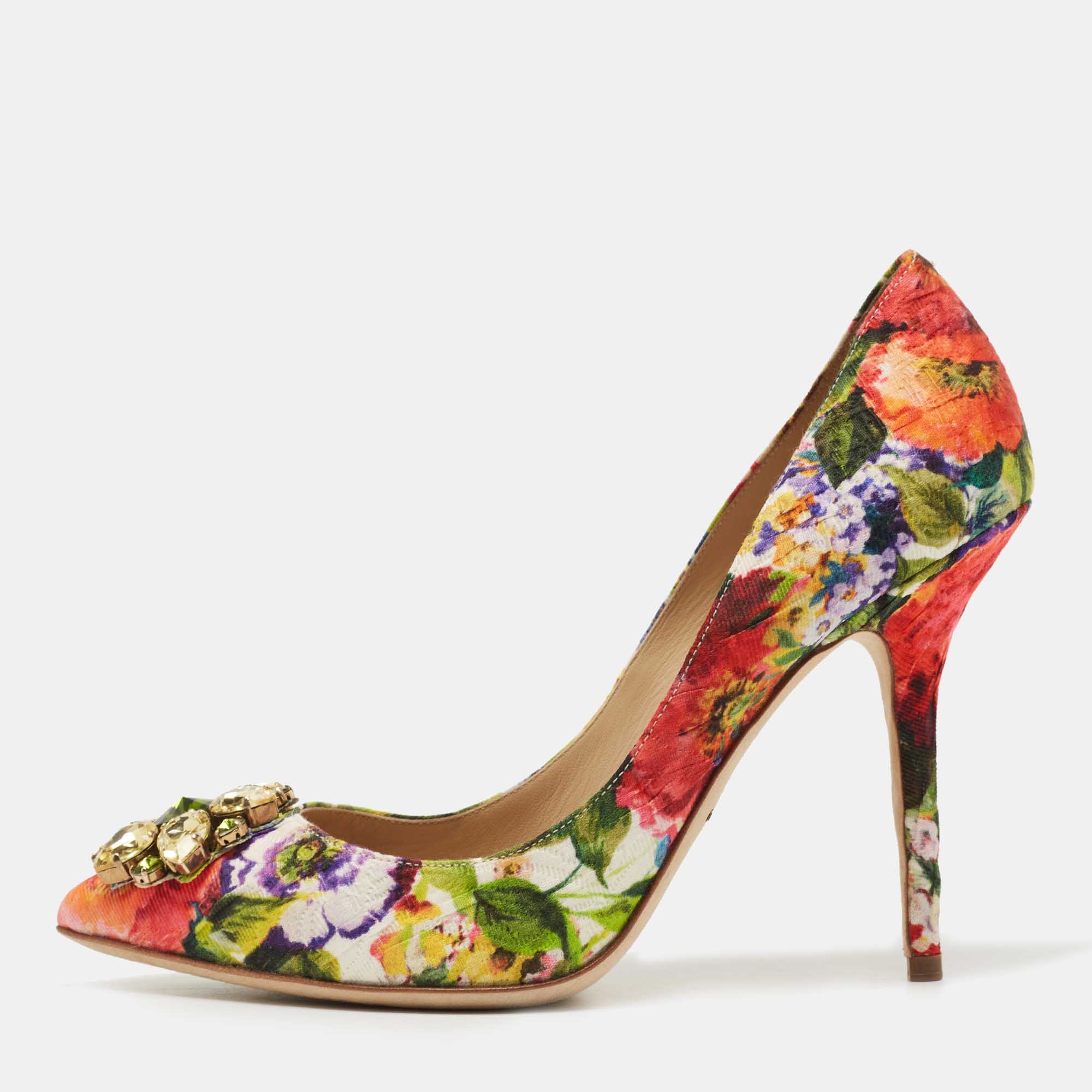 Pre-Owned & Vintage DOLCE & GABBANA Pumps for Women | ModeSens