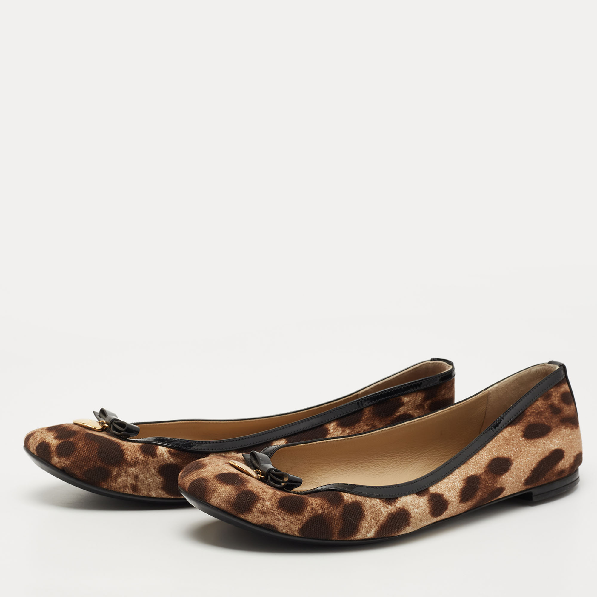 

Dolce & Gabbana Brown/Black Leopard Print Coated Canvas and Patent Ballet Flats Size