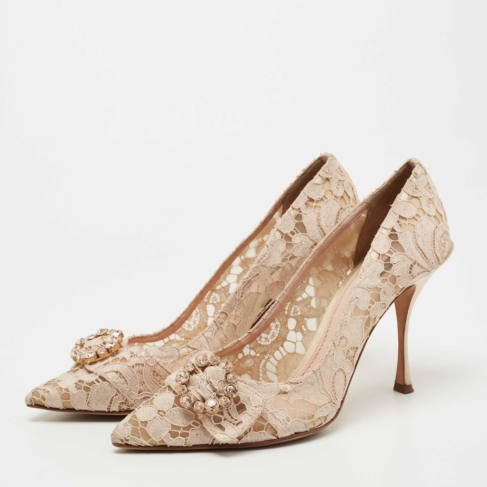 

Dolce & Gabbana Beige Lace Crystal Embellishment Pointed Toe Pumps Size