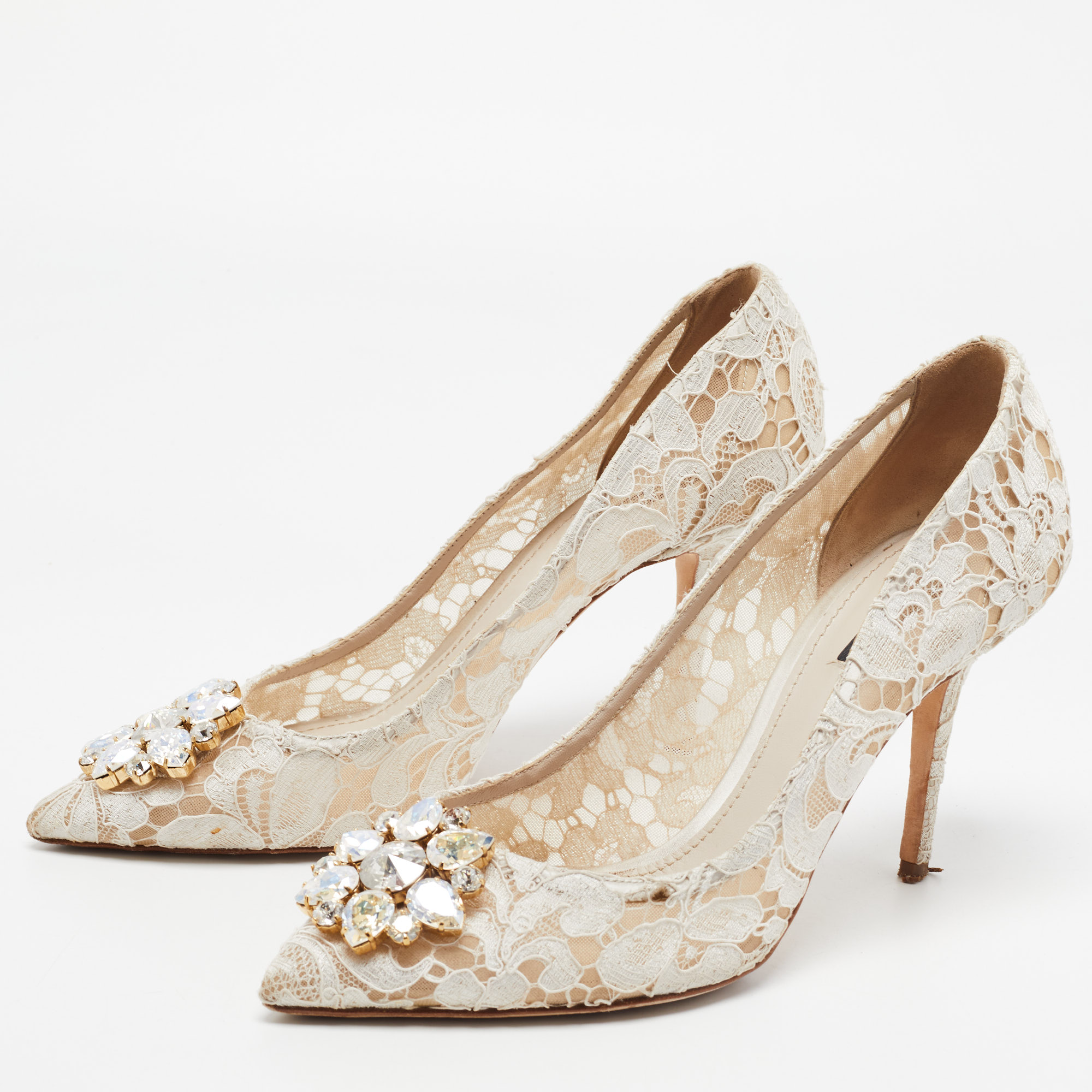 

Dolce & Gabbana White Lace Bellucci Pumps Size