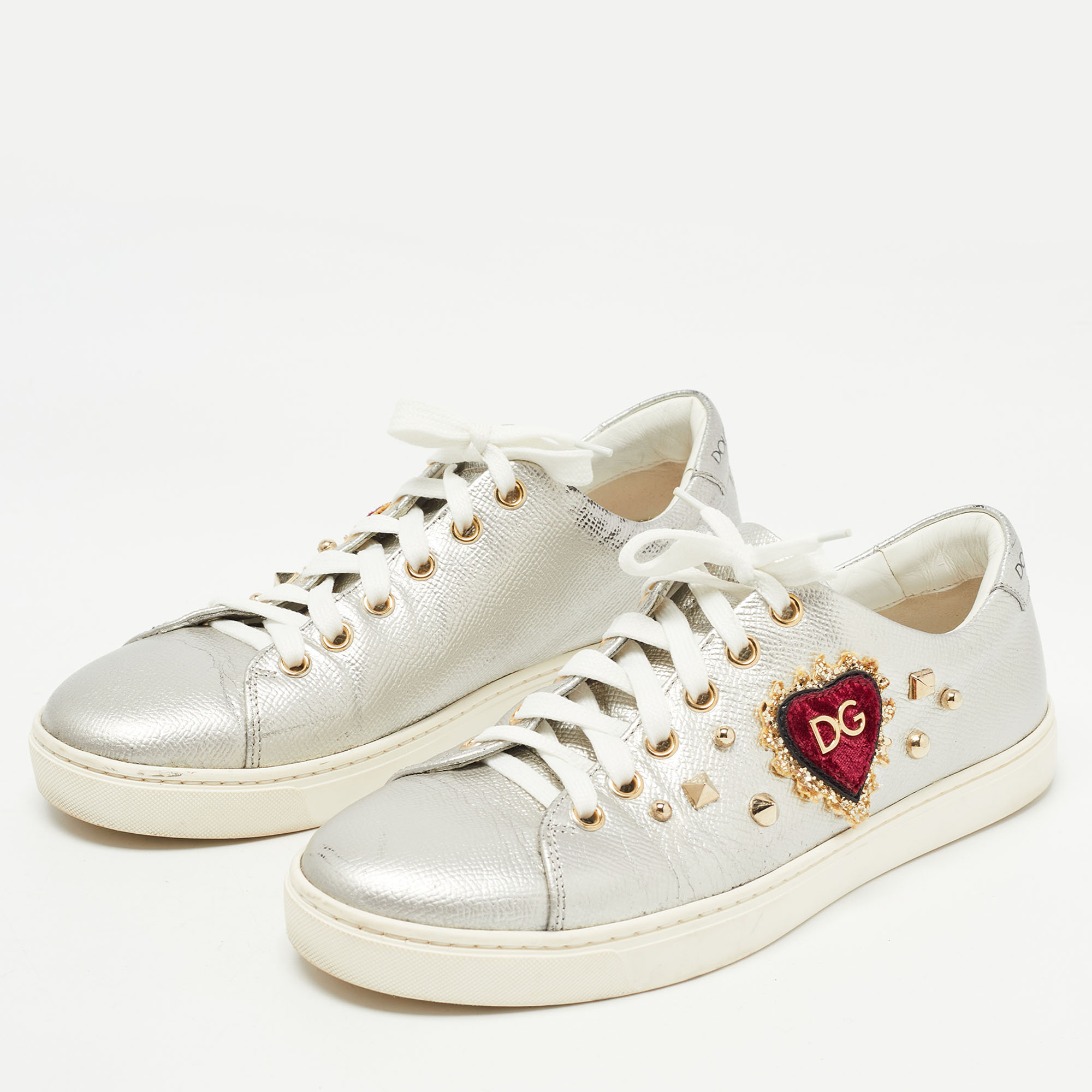 

Dolce & Gabbana Silver Leather DG Heart Low Top Sneakers Size