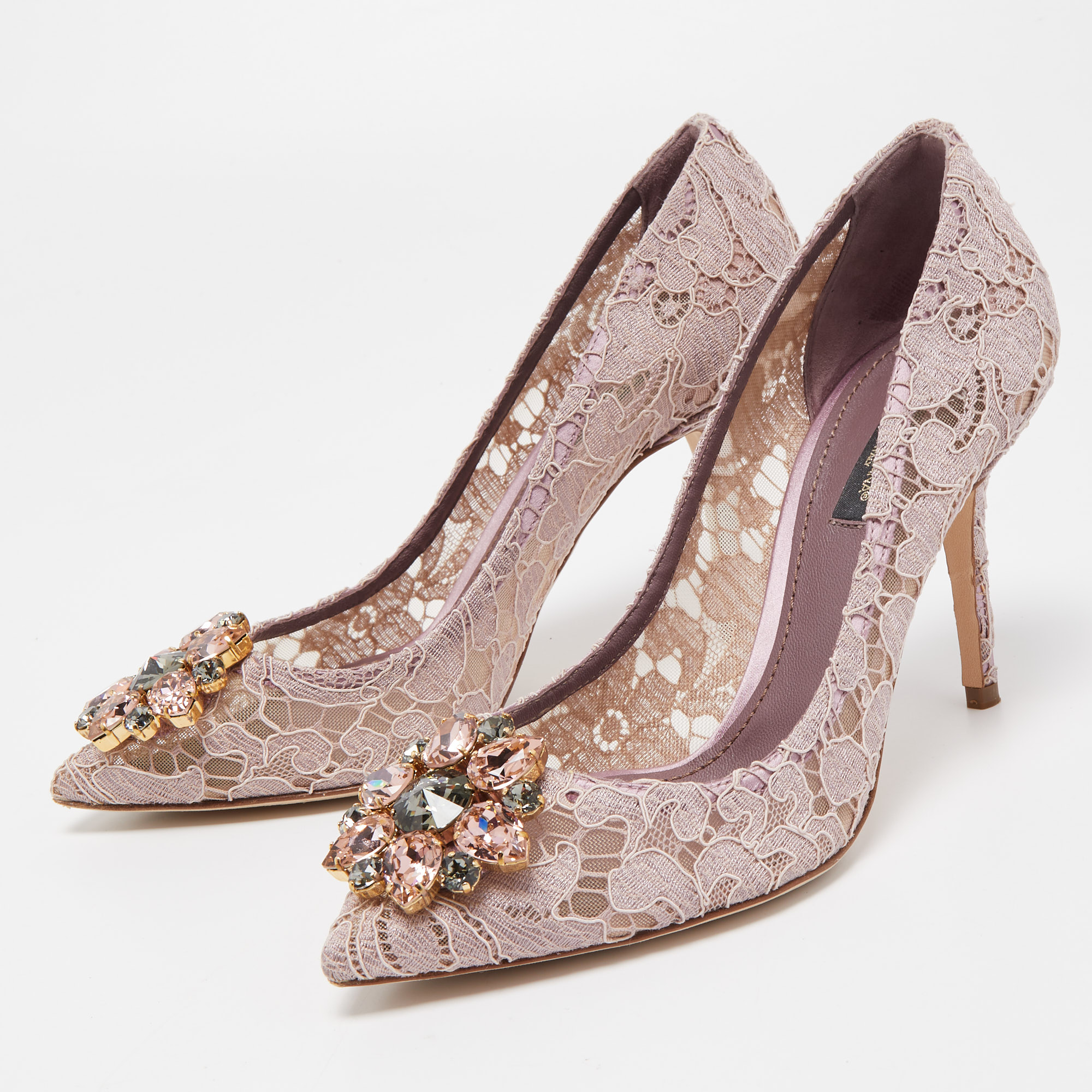 

Dolce & Gabbana Pink Lace Crystal Embellished Bellucci Pumps Size