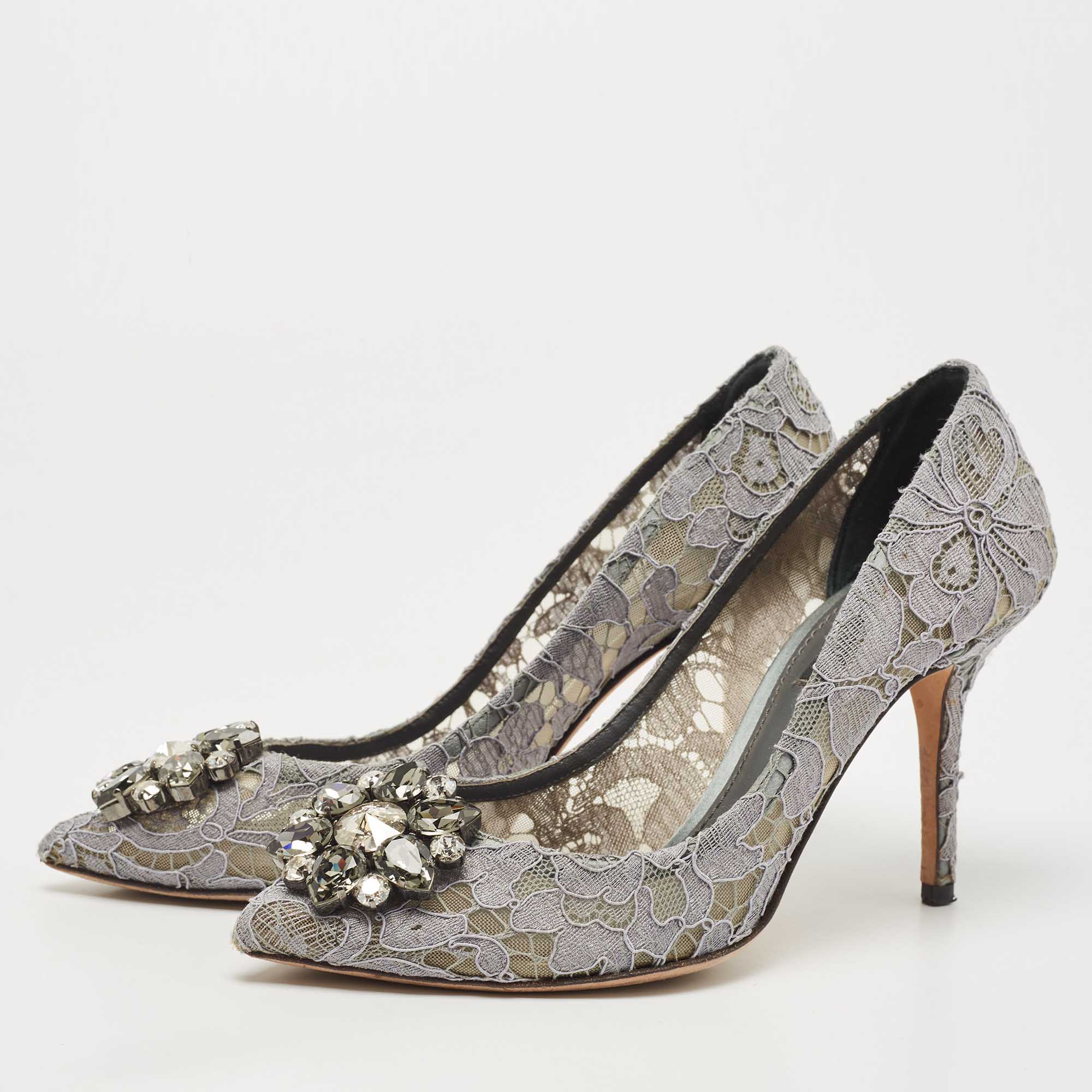 

Dolce & Gabbana Grey Lace Bellucci Pumps Size