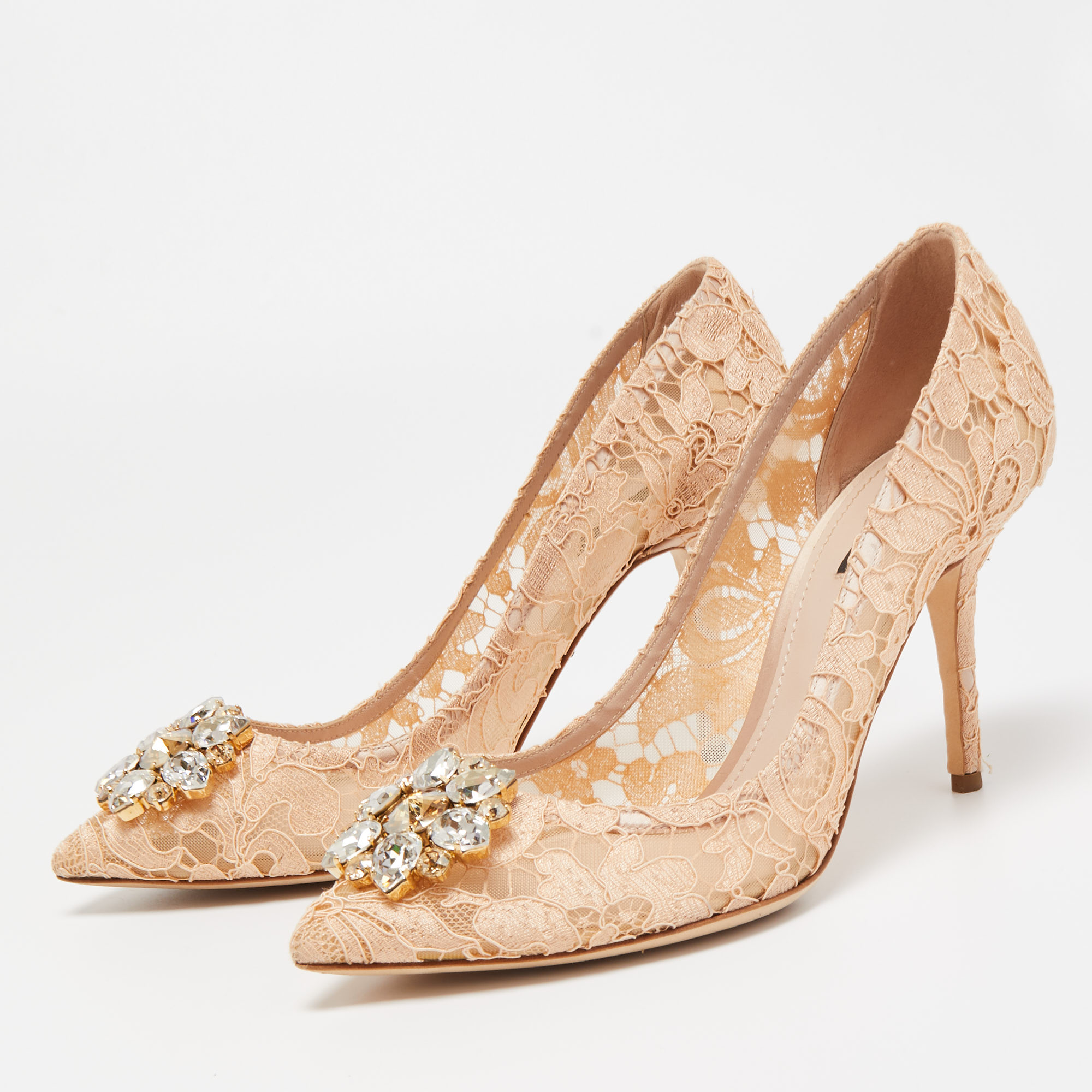 

Dolce & Gabbana Beige Lace Bellucci Crystal Embellished Pointed Toe Pumps Size