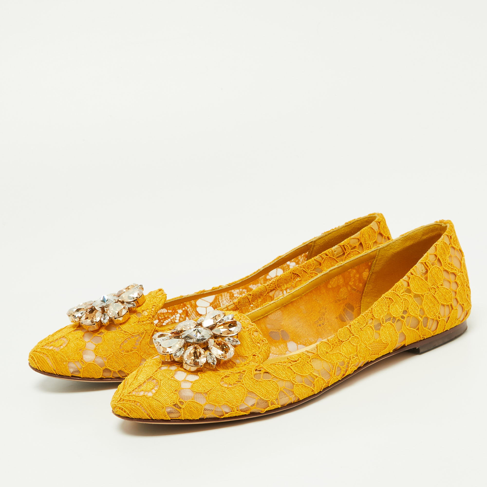 

Dolce & Gabbana Yellow Lace Crystal Embellished Taormina Ballet Flats Size