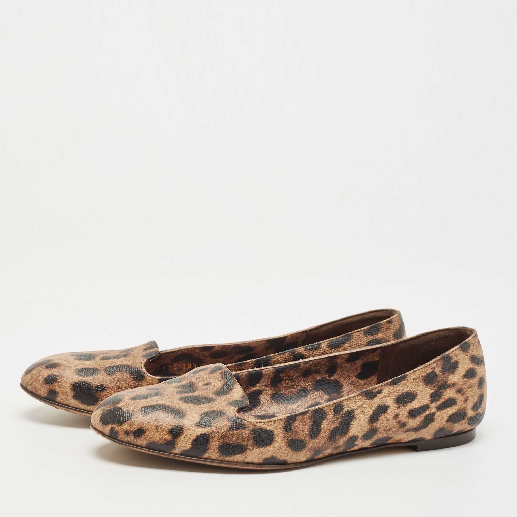 

Dolce & Gabbana Beige/Brown Coated Canvas Leopard Printed Smoking Slipper Size