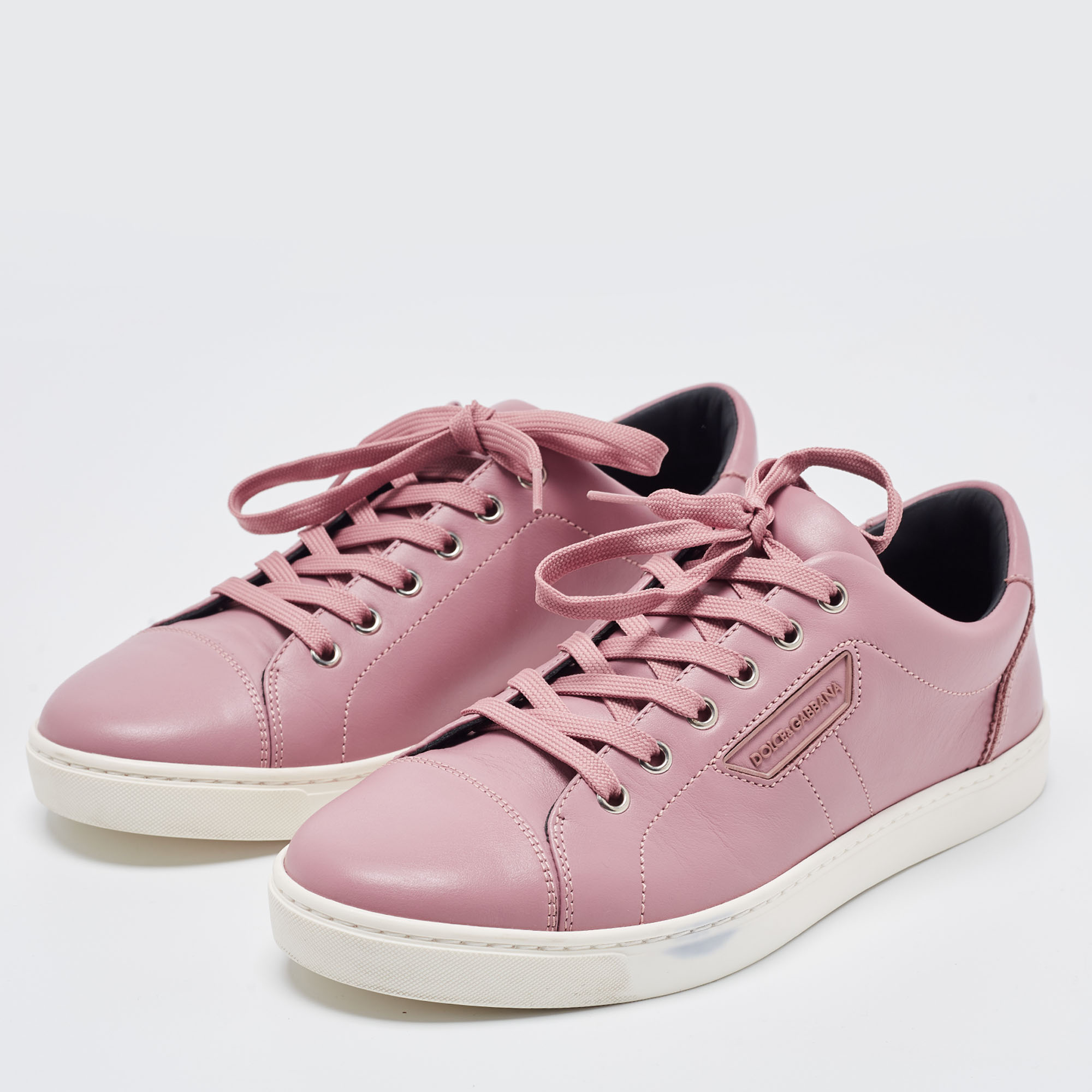 

Dolce & Gabbana Pink Leather Low Top Sneakers Size