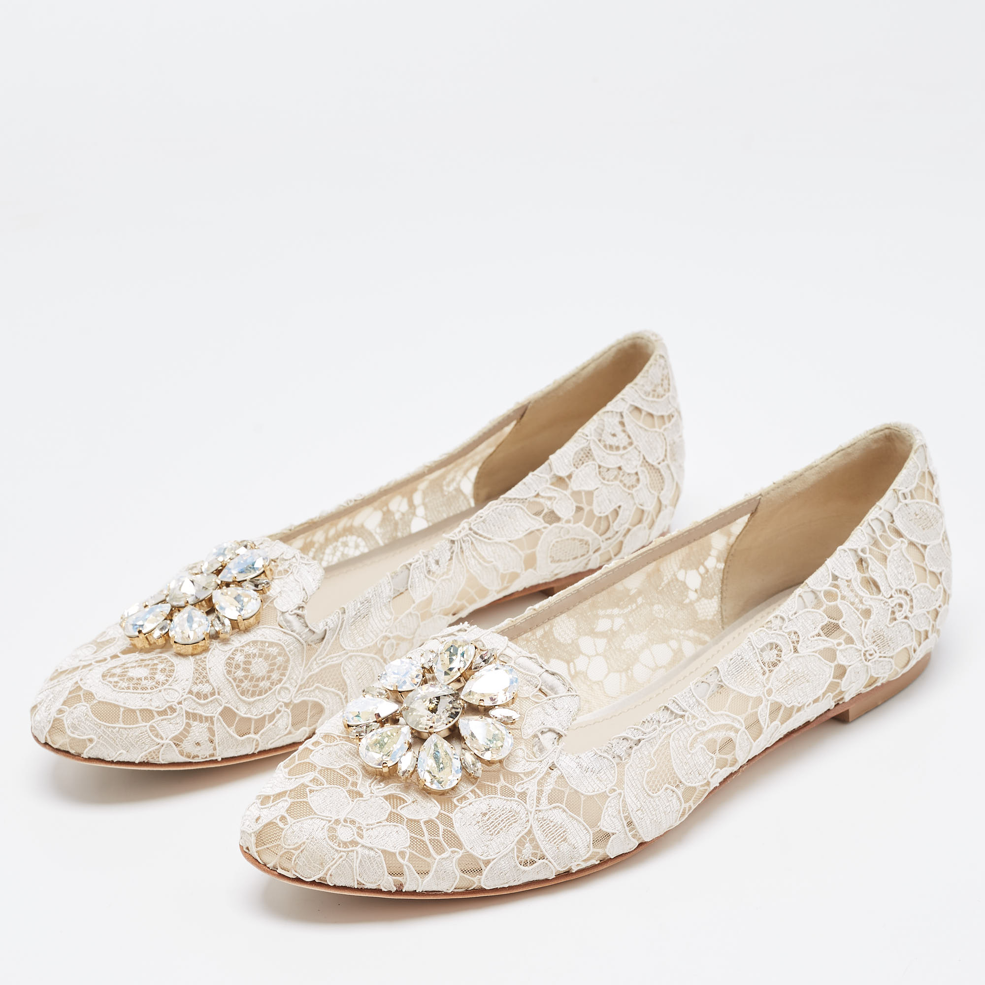 

Dolce & Gabbana White Lace Crystal Embellishments Ballet Flats Size