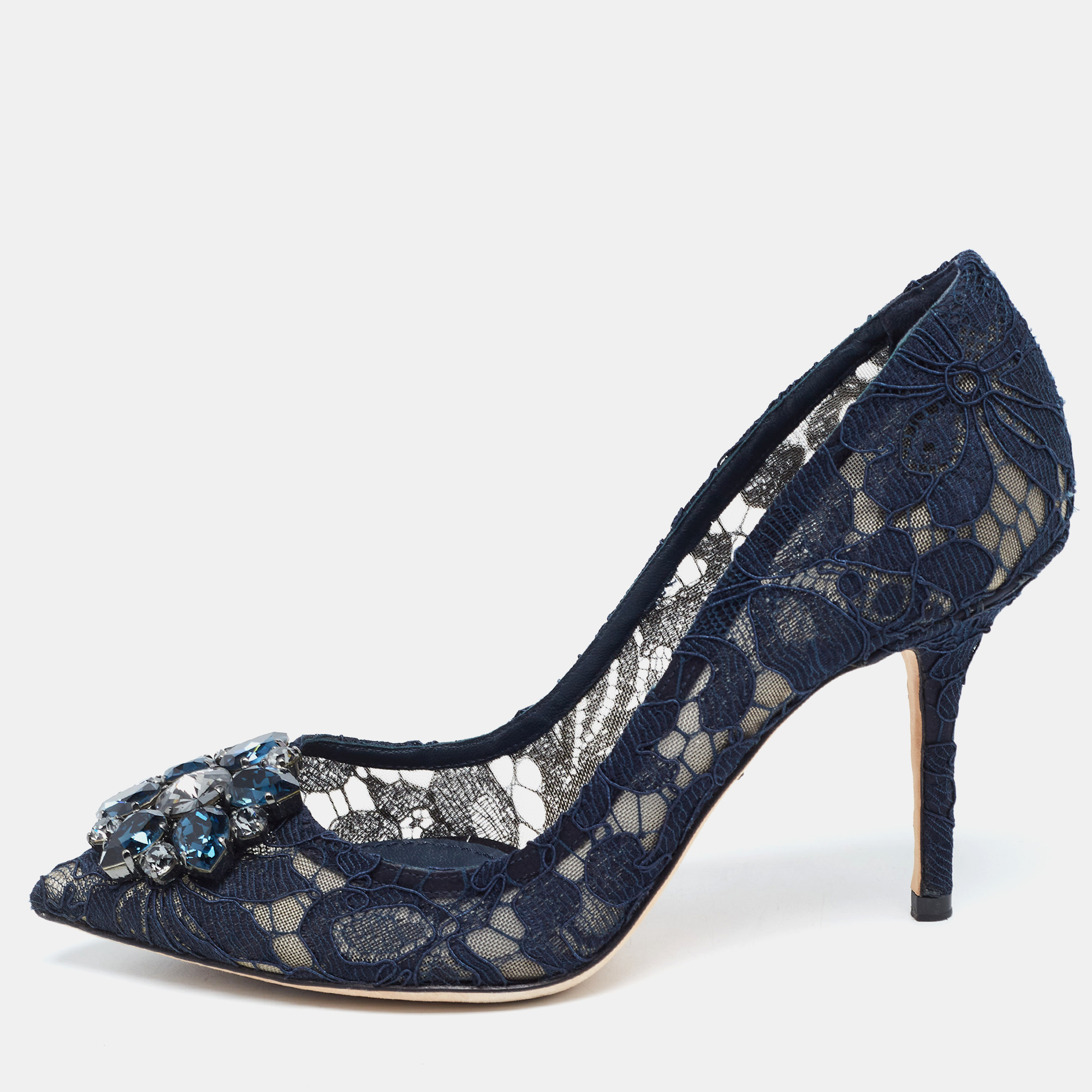 Dolce and gabbana sales bellucci pumps sale