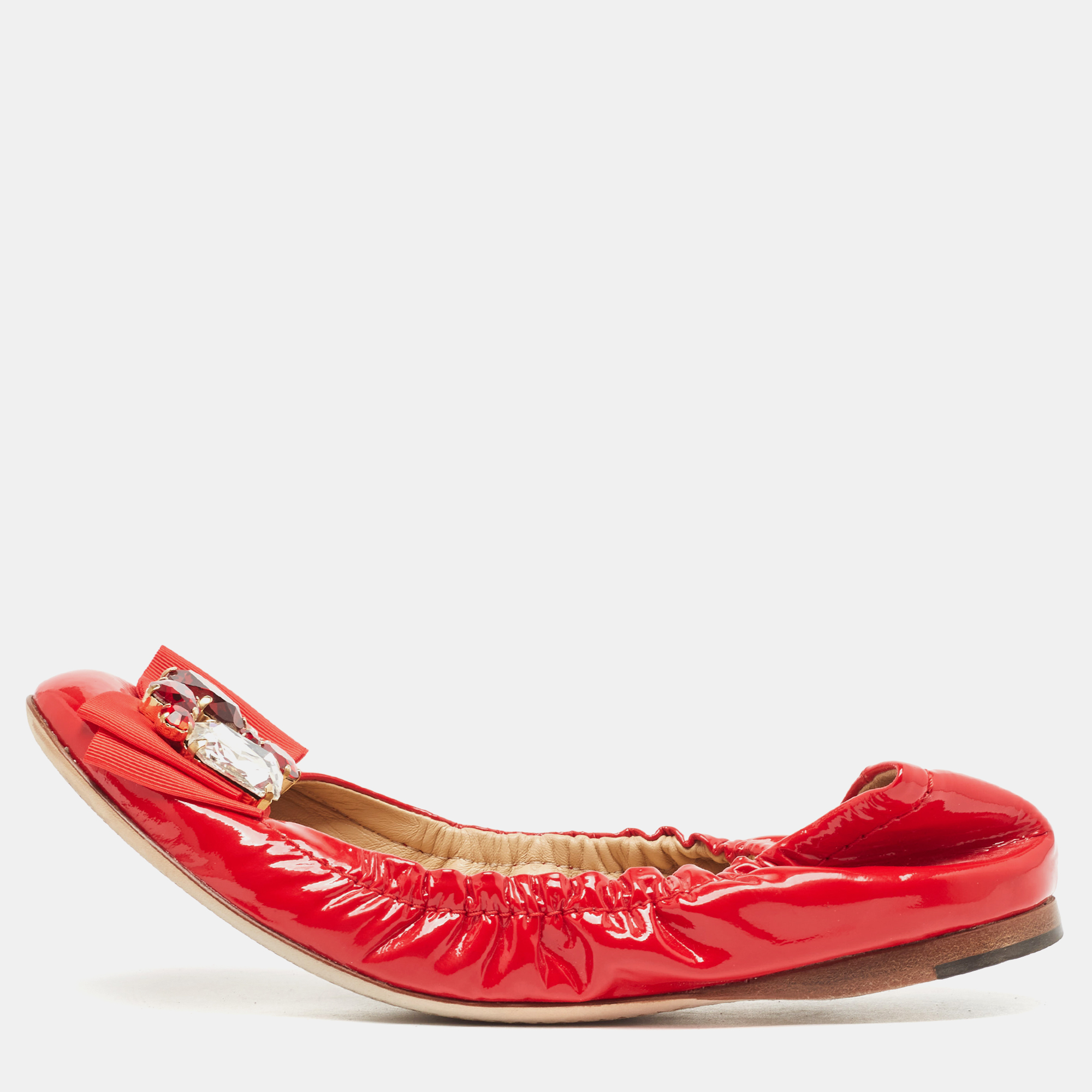 Pre-owned Dolce & Gabbana Red Patent Crystal Embellished Bow Scrunch Ballet Flats Size 37