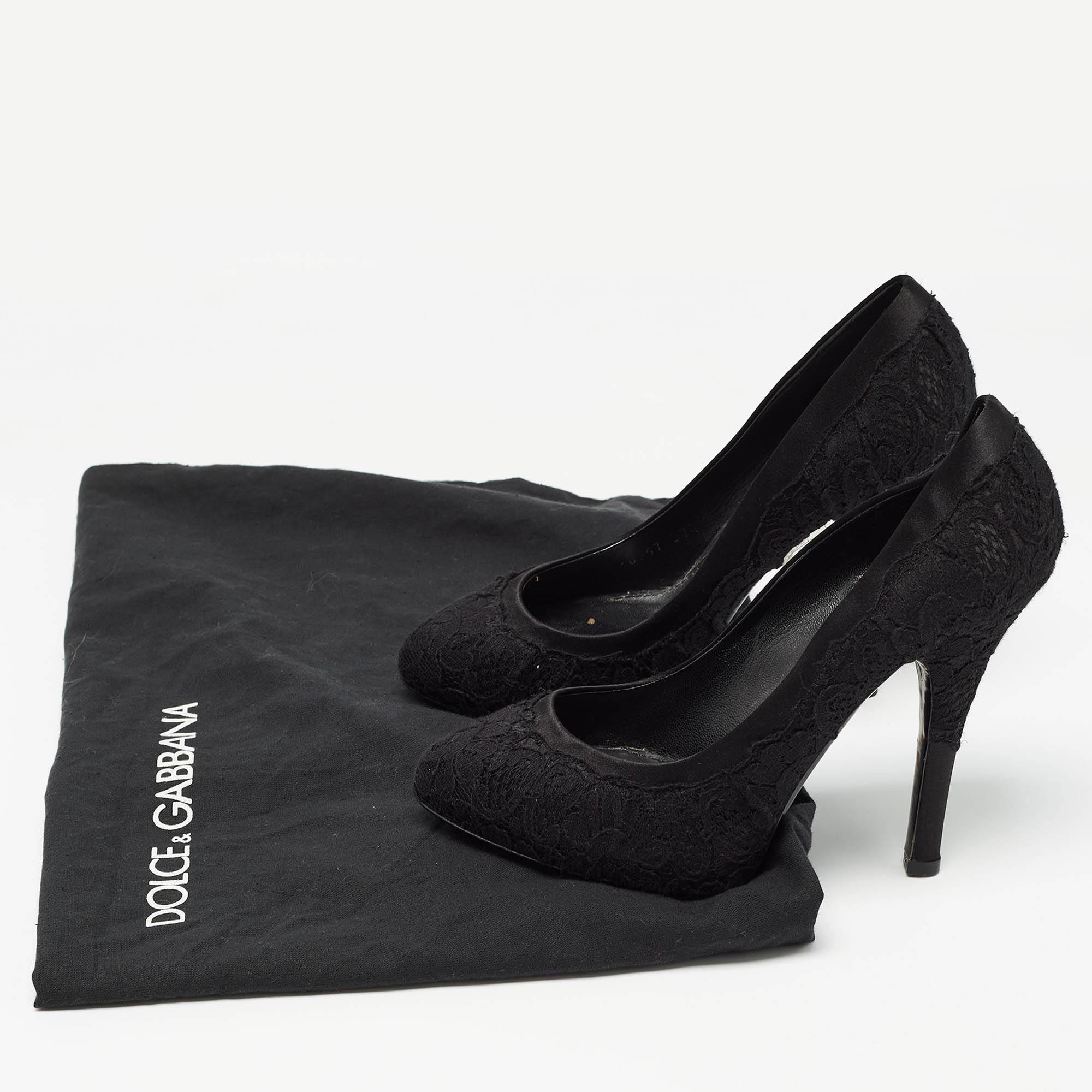 Dolce & Gabbana Black Lace and Satin Round Toe Pumps Size 37.5 