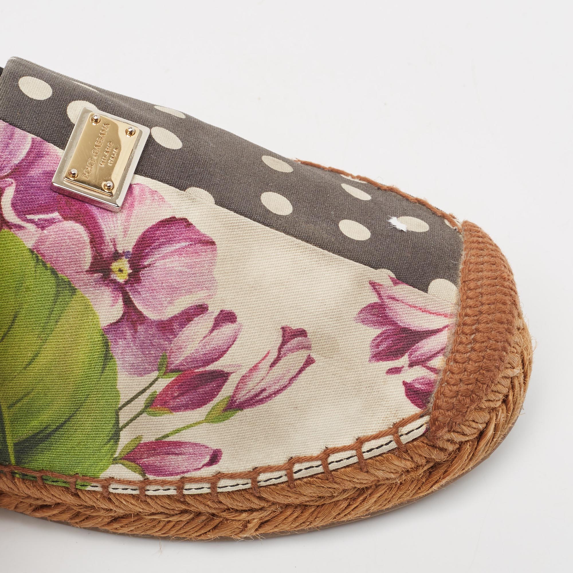Dolce & Gabbana Multicolor Canvas Espadrille Flats Size 38 