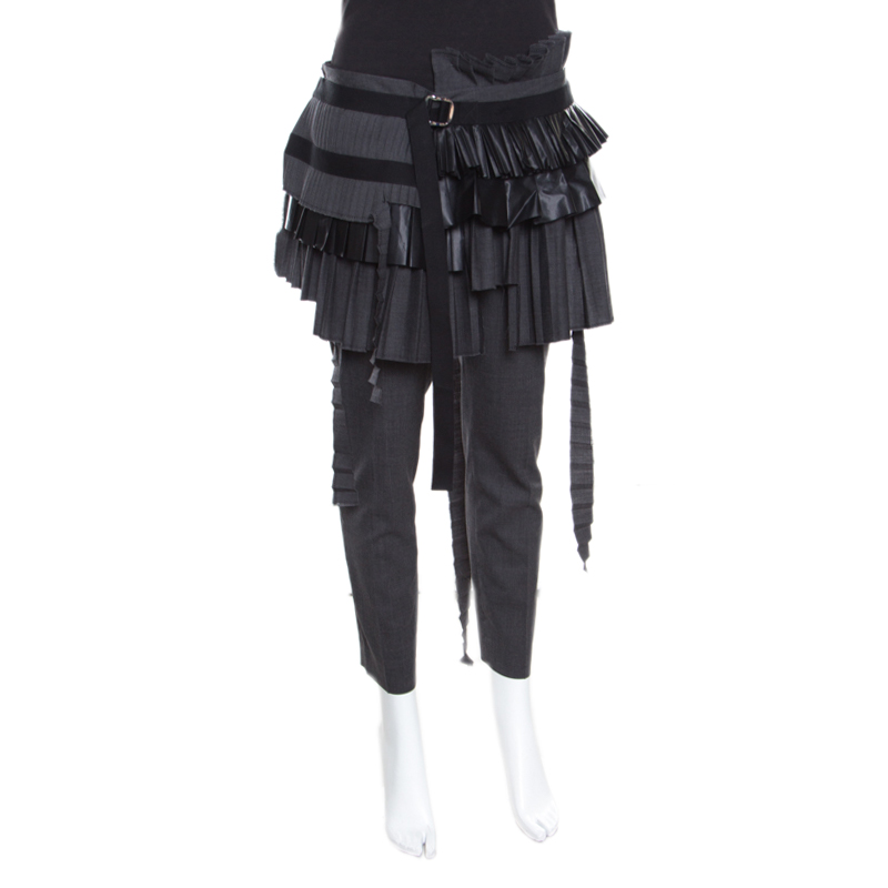 

Dsquared2 Grey and Black Distressed Pleated Tiered Cropped Trousers