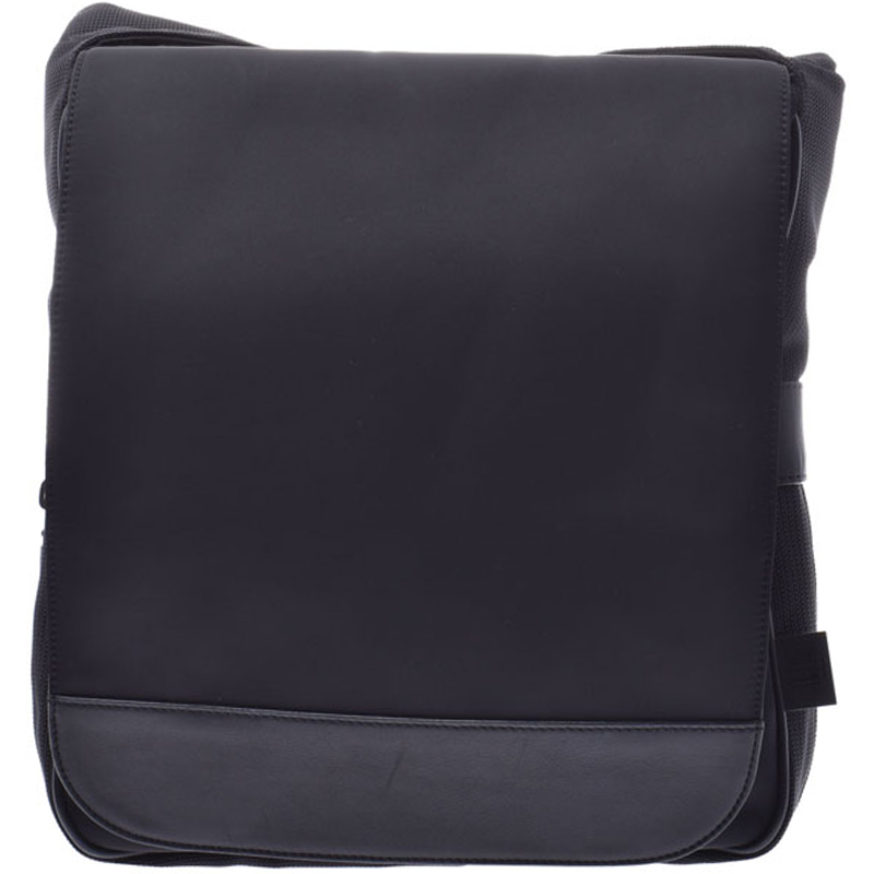 

Dunhill Black Nylon And Leather Shoulder Bag