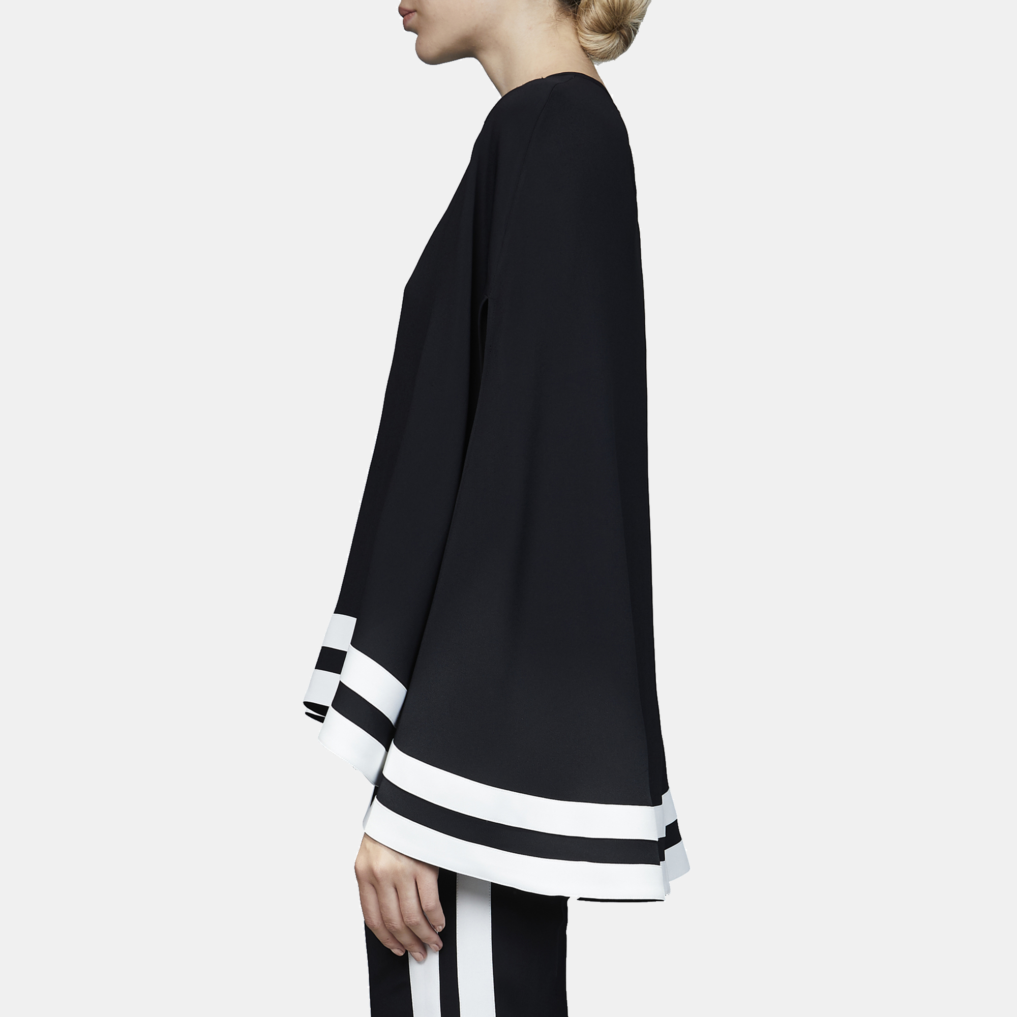 

Elie Saab Black & White Crepe Sleeve Slit Cape Blouse