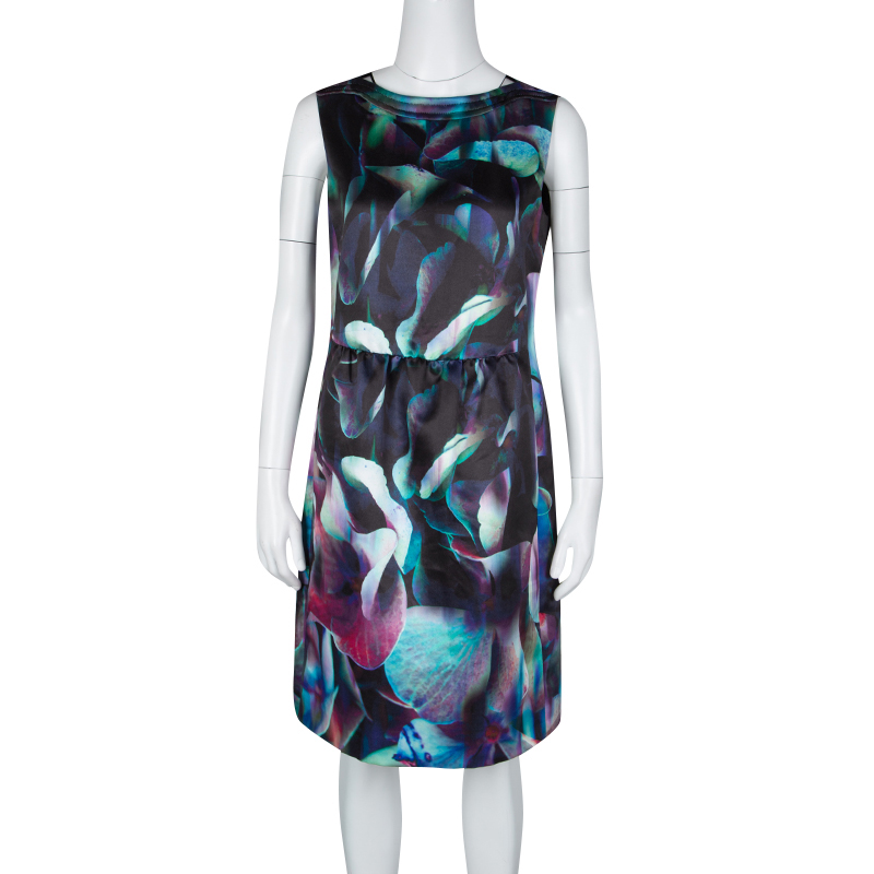 

Emporio Armani Multicolor Digital Floral Print Sleeveless Dress