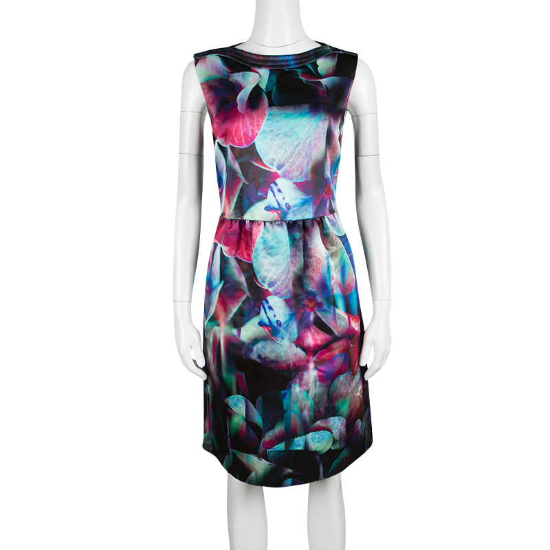 

Emporio Armani Multicolor Digital Floral Print Sleeveless Dress