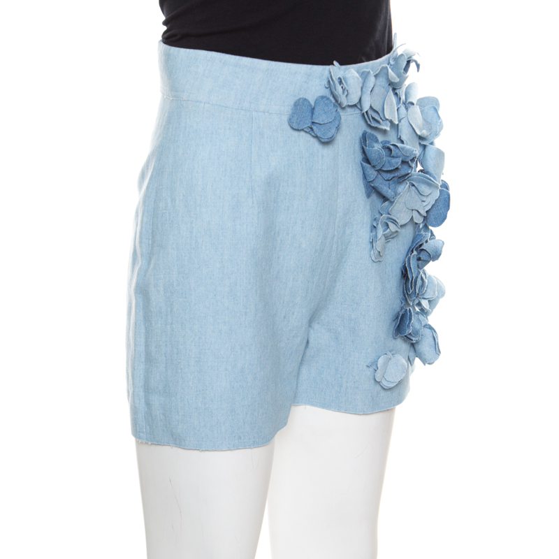 

Ermanno Scervino Sky Blue Cotton Linen Flower Applique Detail High Waist Shorts