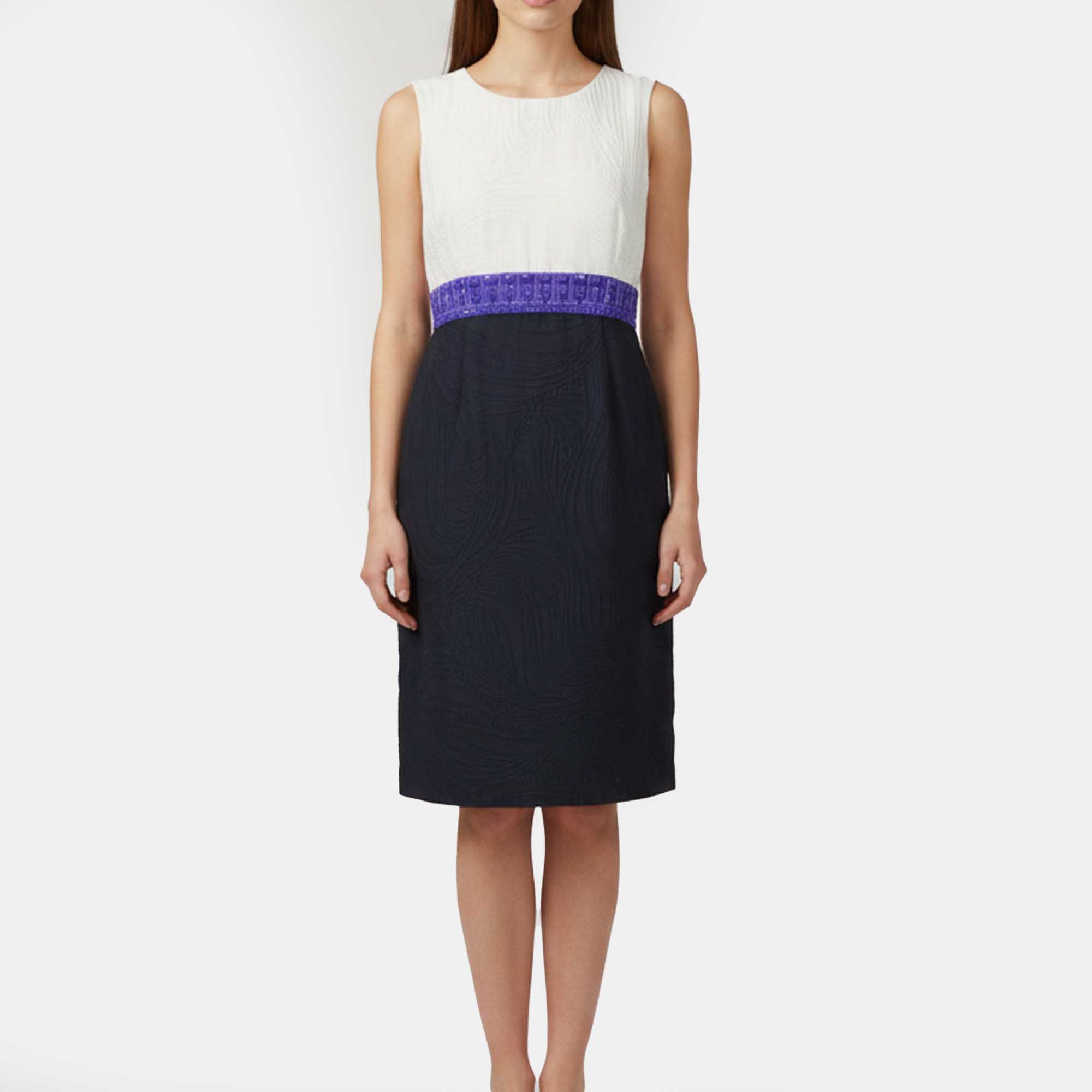 

Escada Navy Blue Jacquard Embellished Dedy Dress L