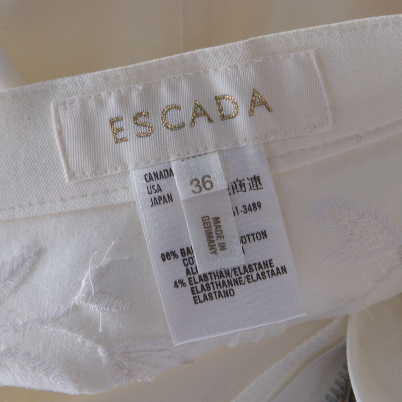 Pre-owned Escada White Cotton Twill Denim Sequined Rosette Applique Flared Jeans M