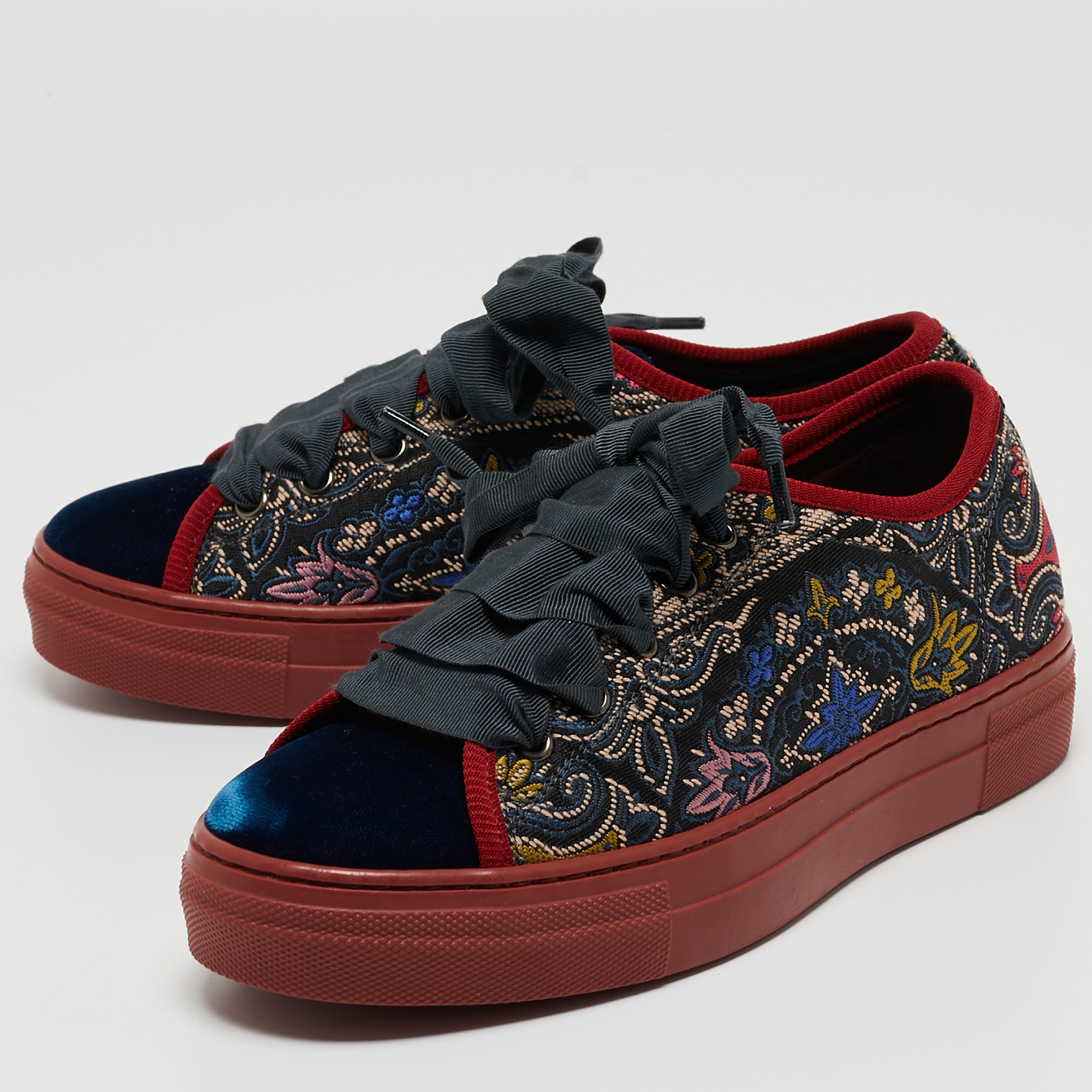 

Etro Multicolor Embroidered Fabric and Velvet Low Top Sneakers Size