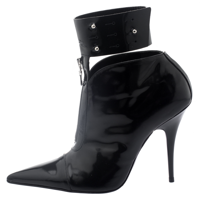 

Etro Black Patent Ankle Boots Size