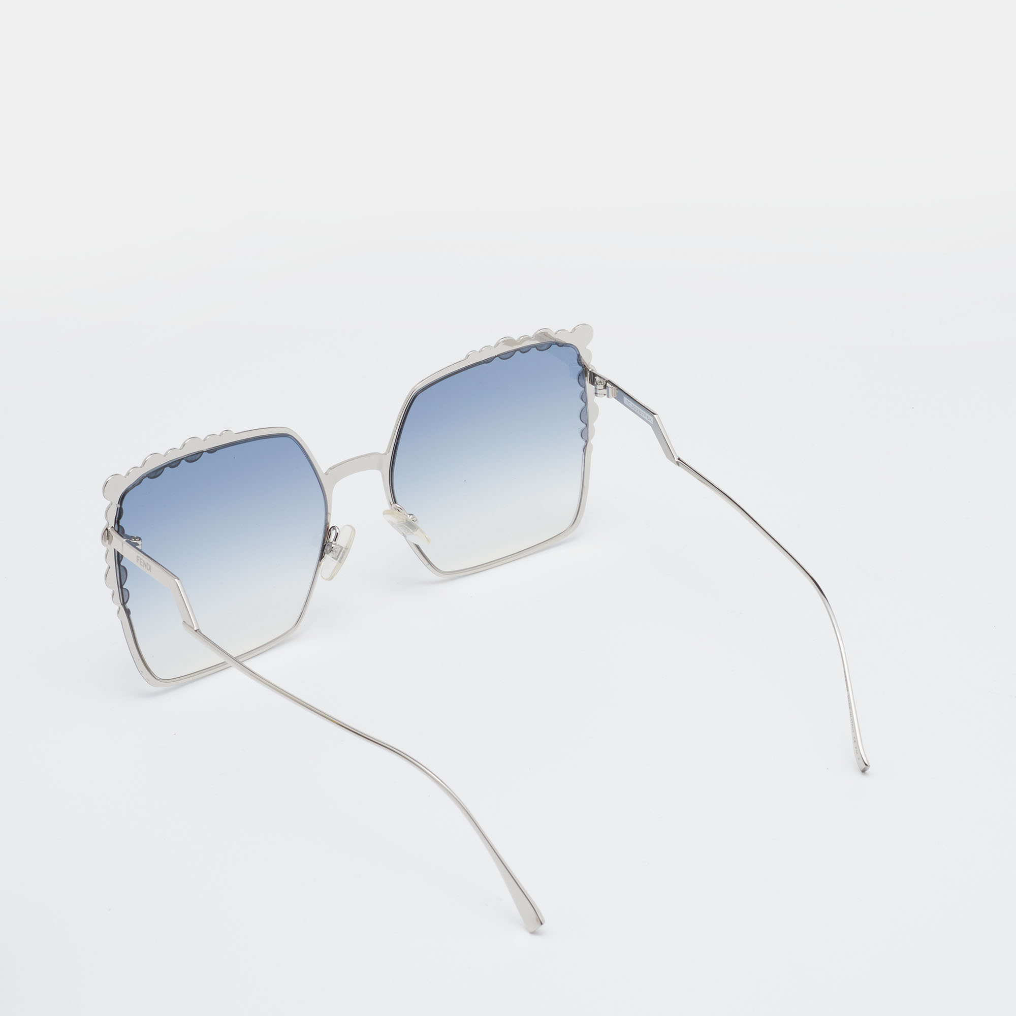 

Fendi Silver Tone/Blue Gradient FF0259/S Studded Square Sunglasses