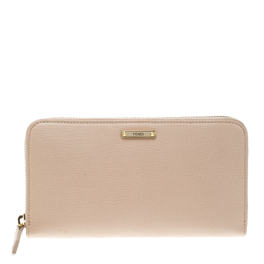 Pre Owned Fendi Pink Leather Zip Around Wallet