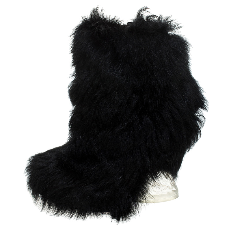 fendi fur boots