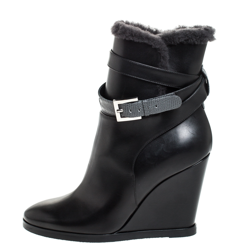 

Fendi Black Leather And Fur Trim Wedge Ankle Boots Size