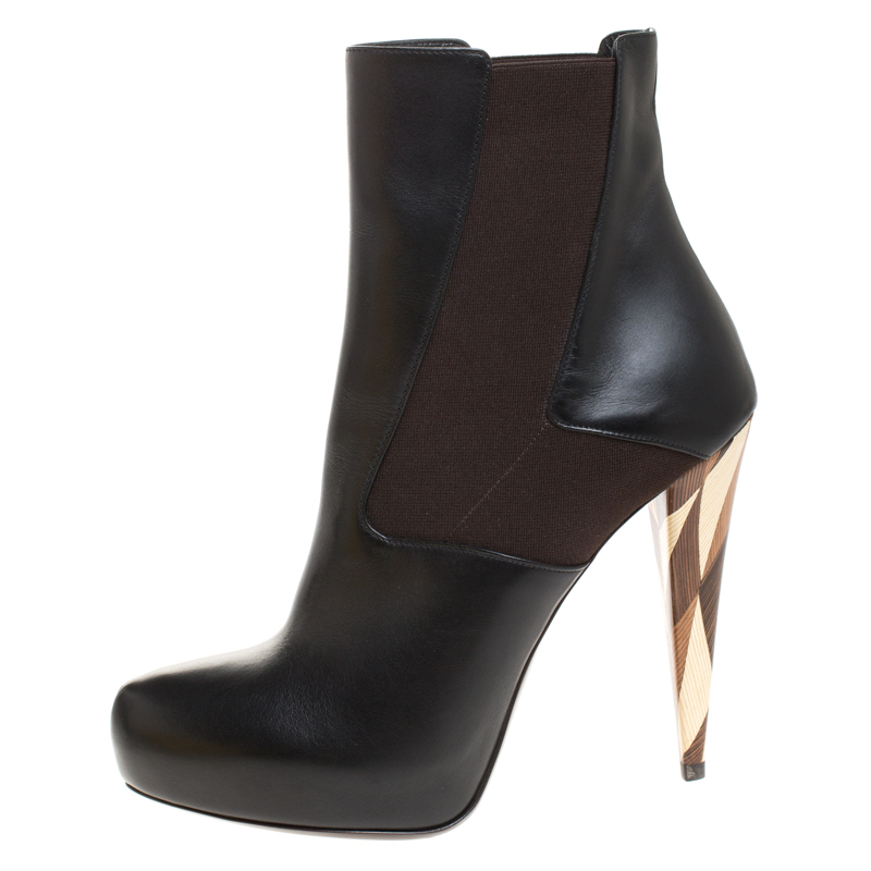 

Fendi Black Leather And Stretch Fabric Platform Ankle Boots Size