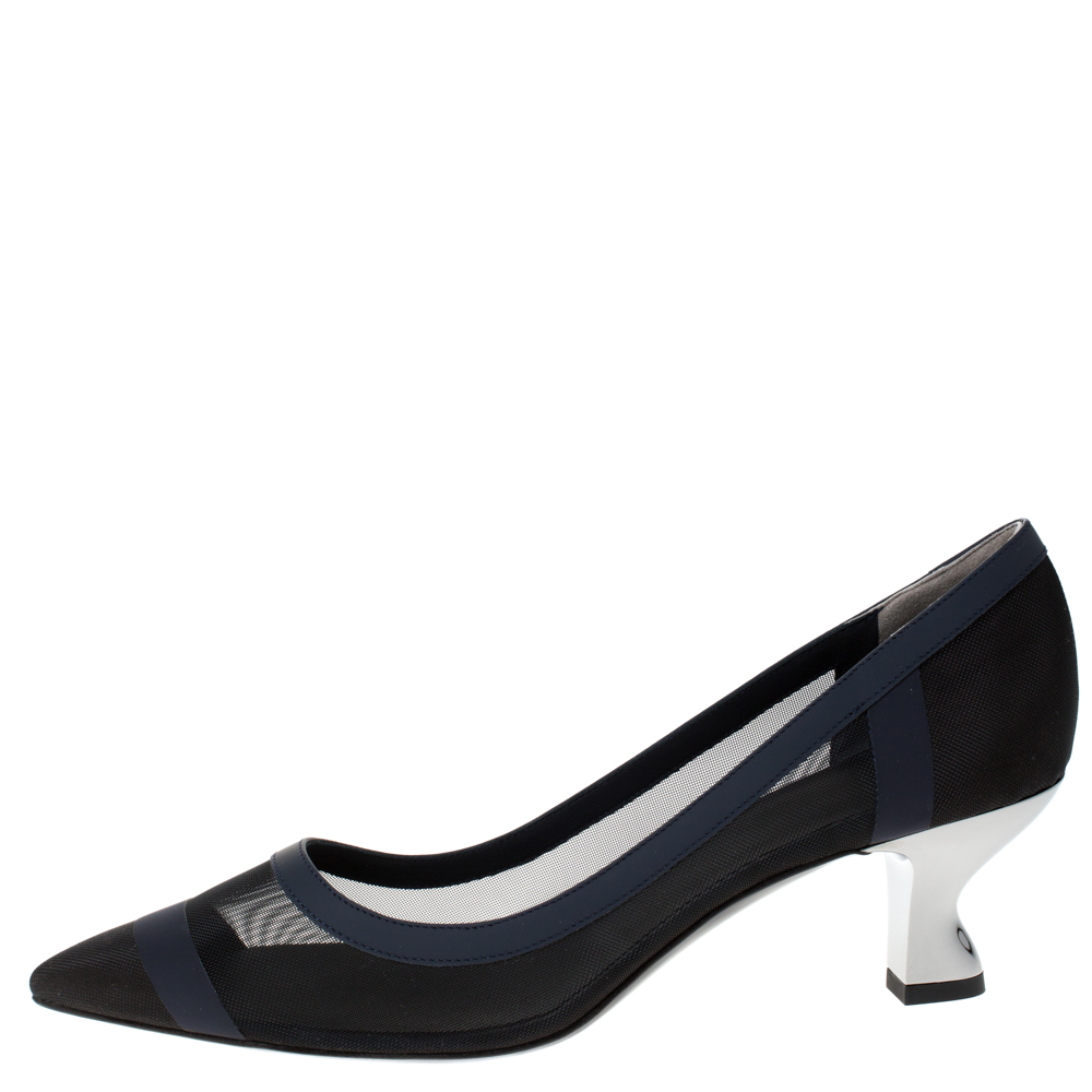 

Fendi Navy Blue Mesh And Leather Colibri Pointed Toe Pumps Size