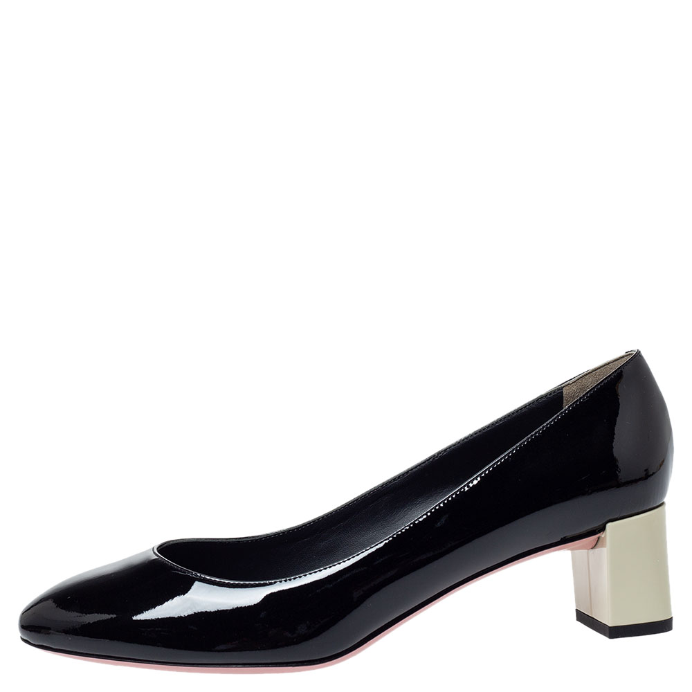 

Fendi Monochrome Patent Leather Block Heel Pumps Size, Black