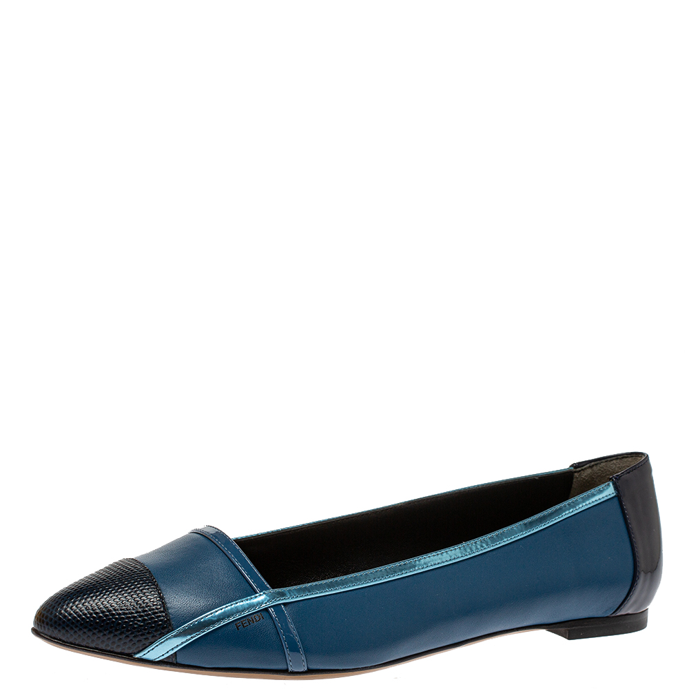 

Fendi Blue Patent Leather And Leather Pointed Toe Ballerina Flats Size