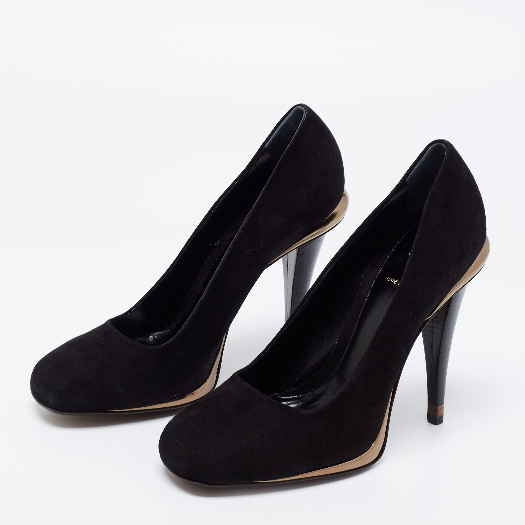 

Fendi Black Suede Square Toe Pumps Size
