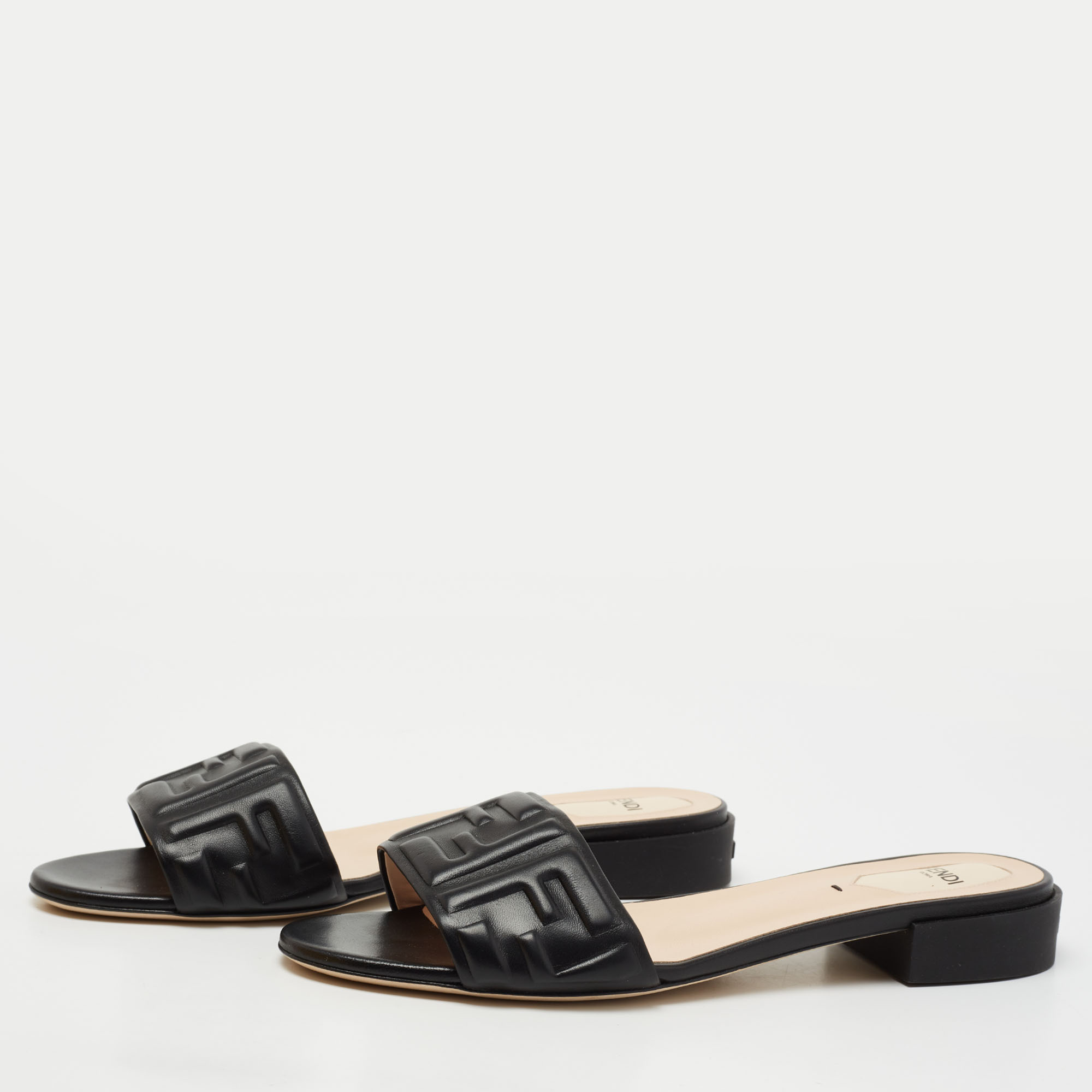 

Fendi Black Leather Signature FF Flat Sandals Size