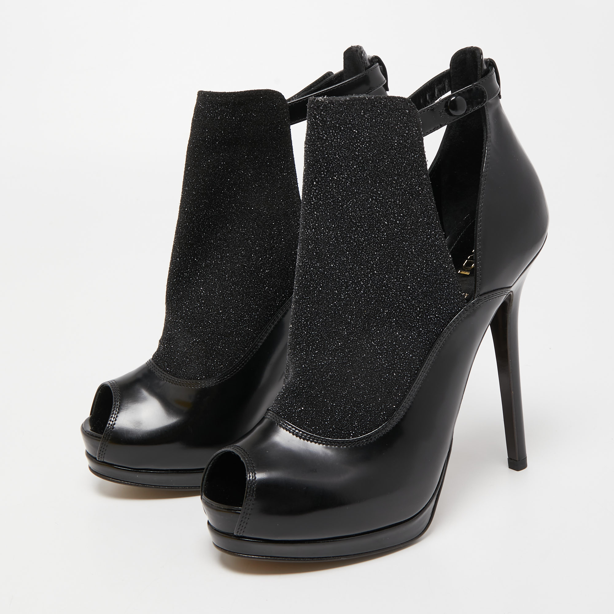 

Fendi Black Leather and Glitter Ankle Length Booties Size