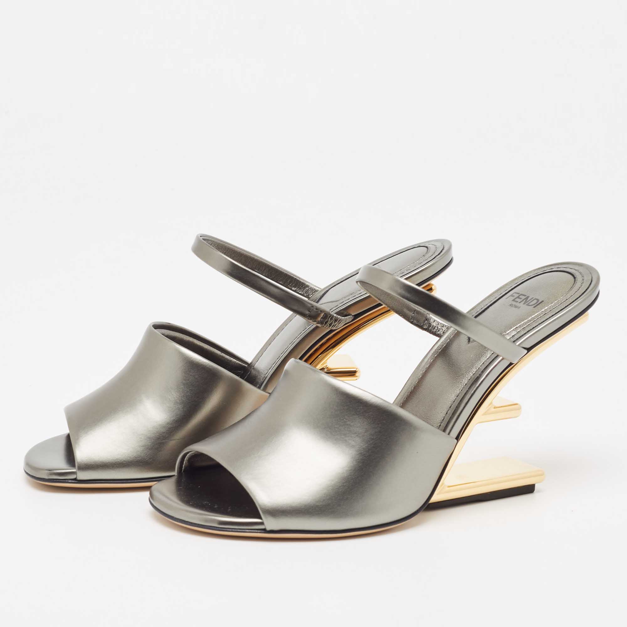 

Fendi Grey Leather First Slide Sandals Size