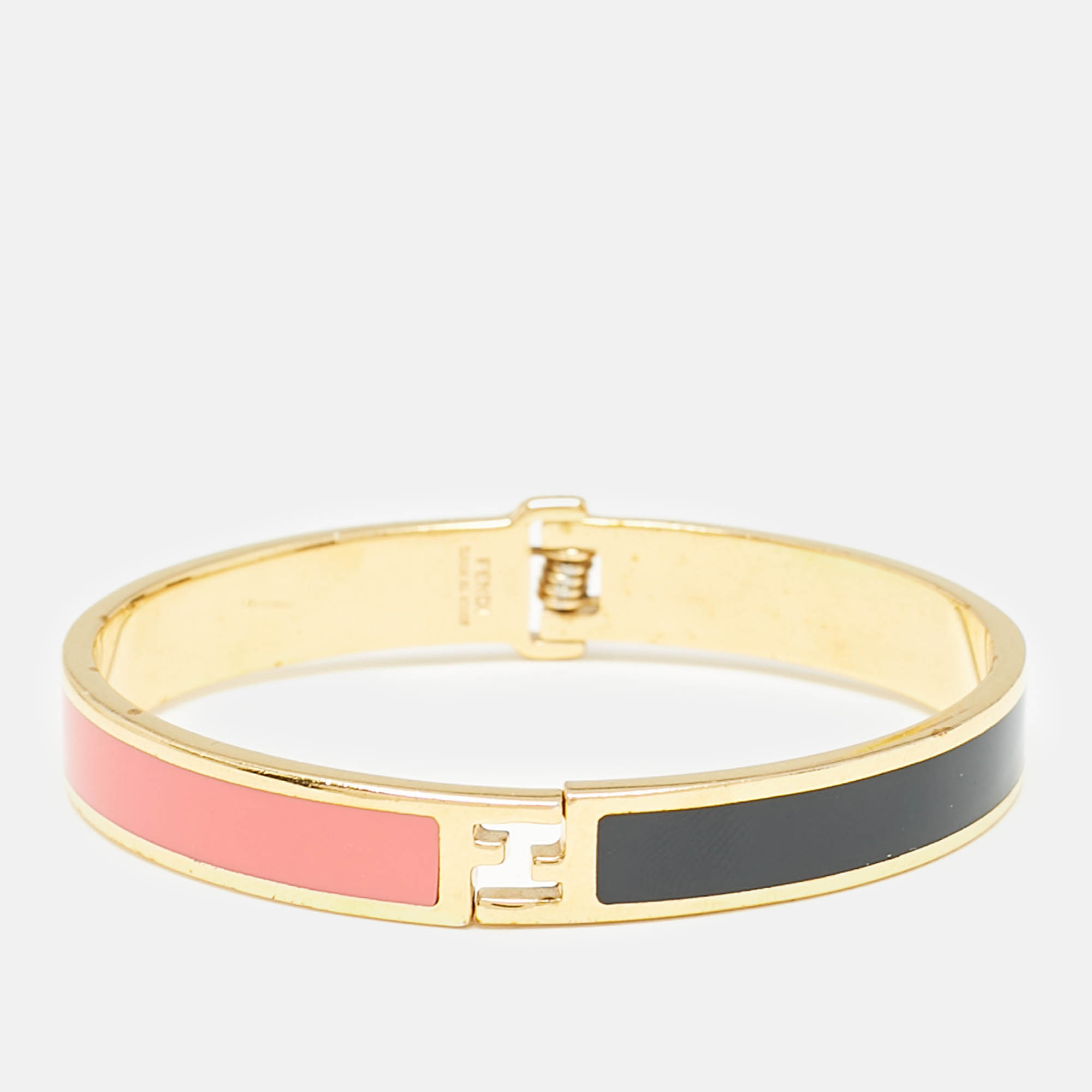 Pre-owned Fendi Sta Bicolor Enamel Gold Tone Bracelet L