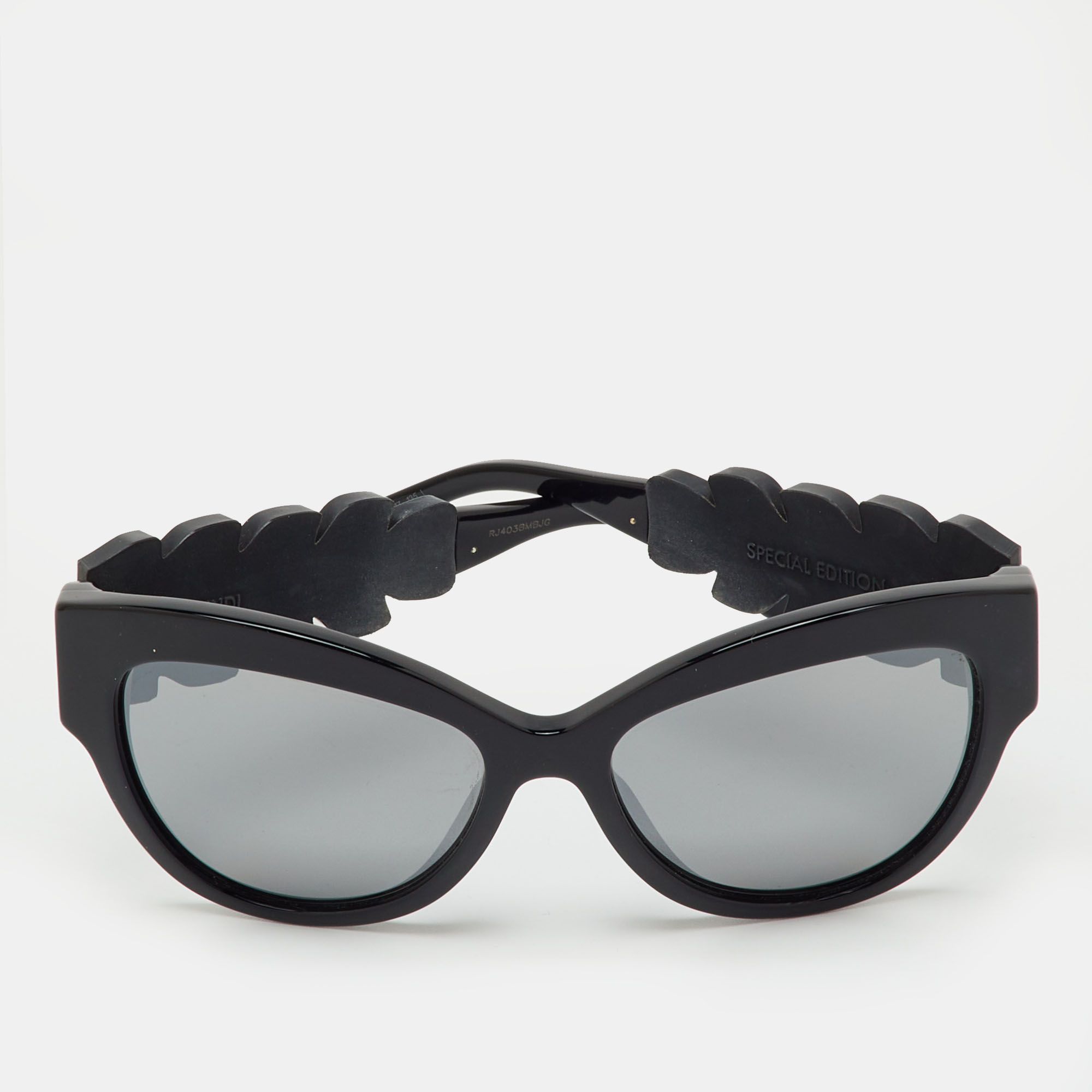 Pre-owned Fendi Black Mirrored Ff0139/s Special Edition Crystal Cat Eye Sunglasses