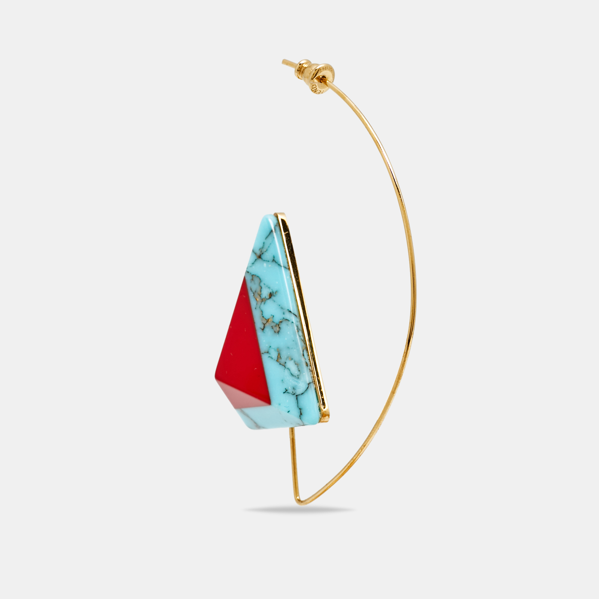 

Fendi Red/Blue Resin Rainbow Pyramid Gold Tone Earring