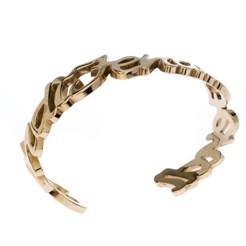 

Fendi Gold Tone Logo Engraved Open Cuff Bracelet