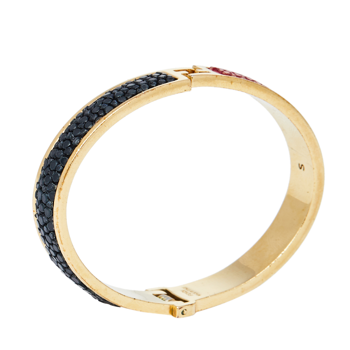 

Fendi The Fendista Bicolor Stingray Leather Gold Tone Bracelet, Black