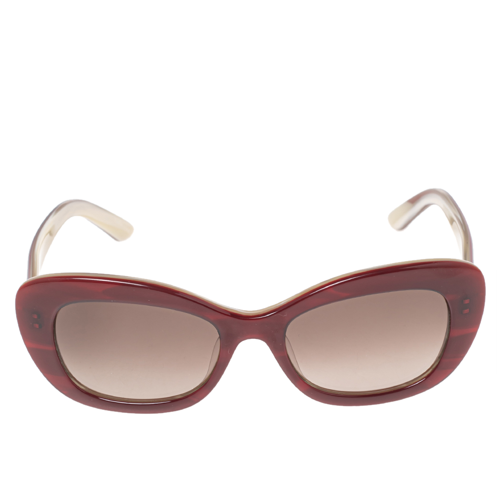 

Fendi Selleria Red/Off White FS 5216 Square Sunglasses