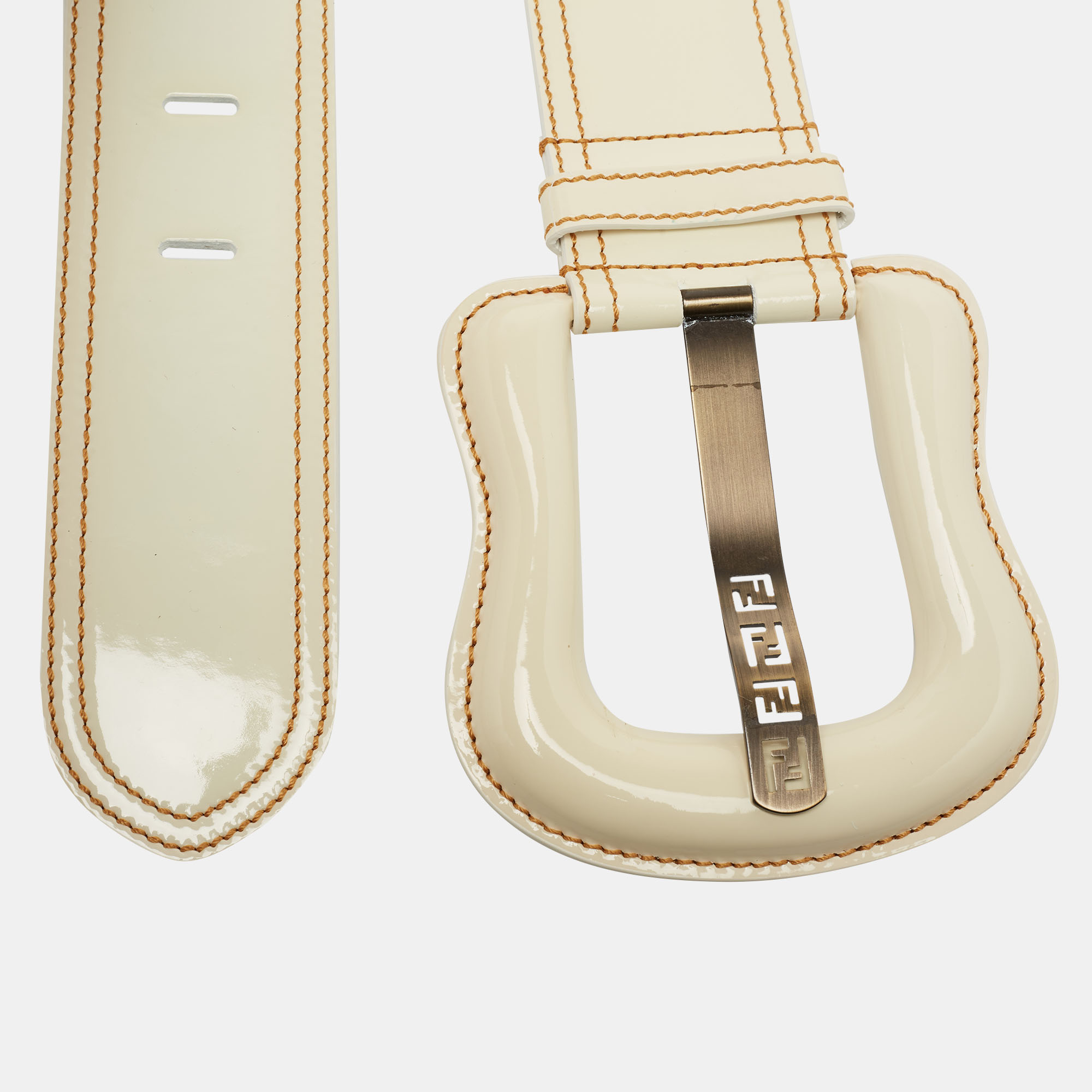 

Fendi White Patent Leather B Buckle Waist Belt