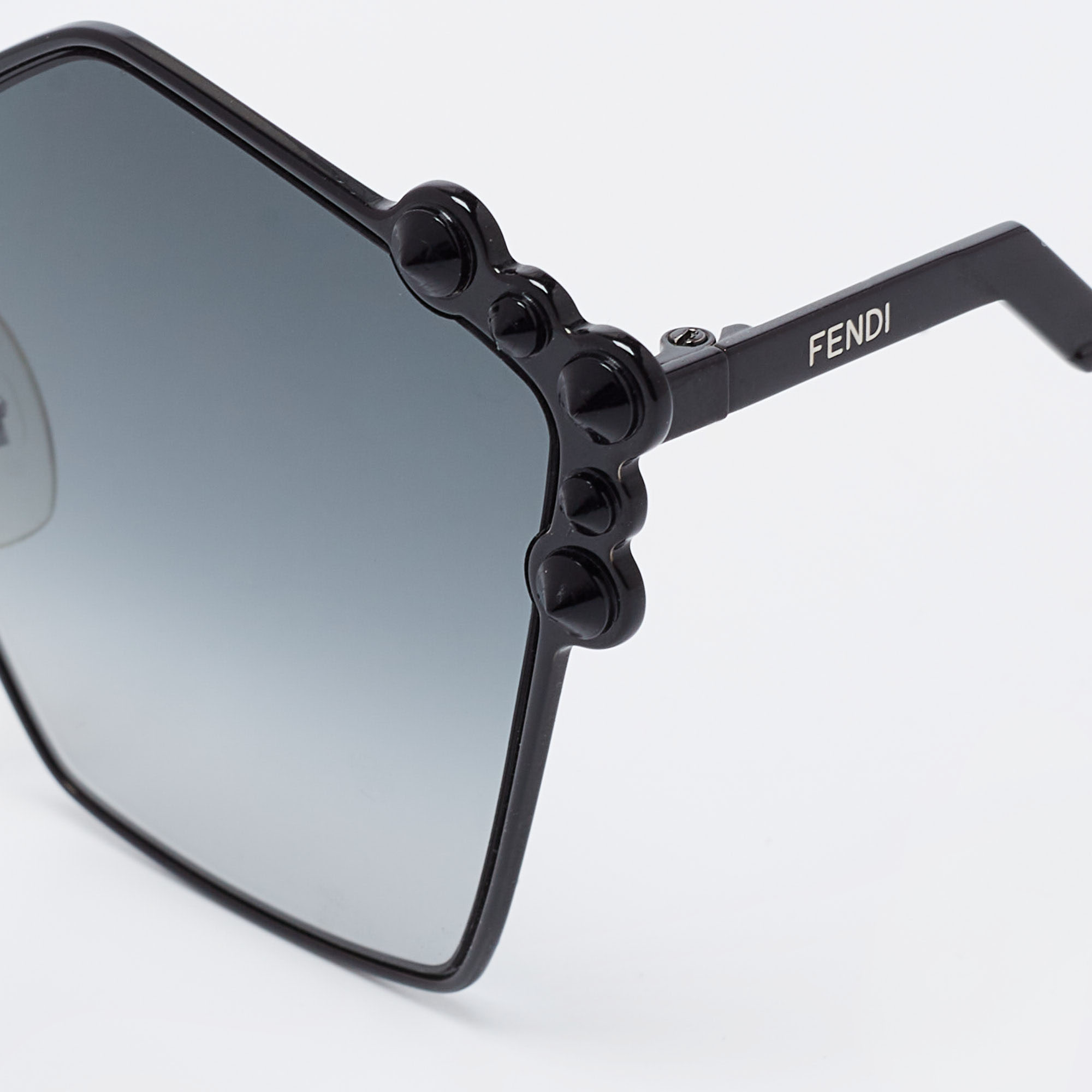

Fendi Black Tone/ Grey Gradient 0261/S Studded Sunglasses