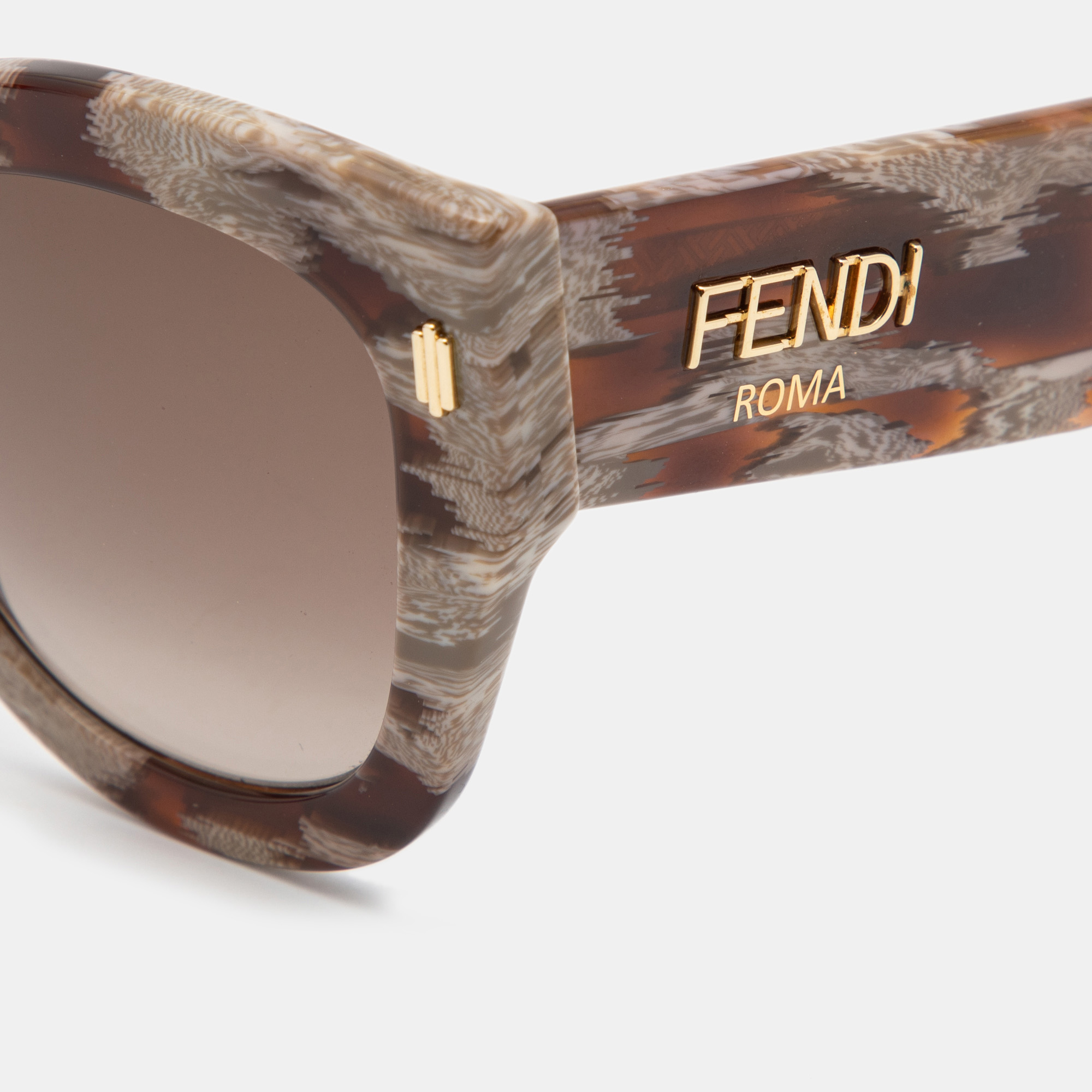 

Fendi Brown FF0435L Gradient Cat Eye Sunglasses